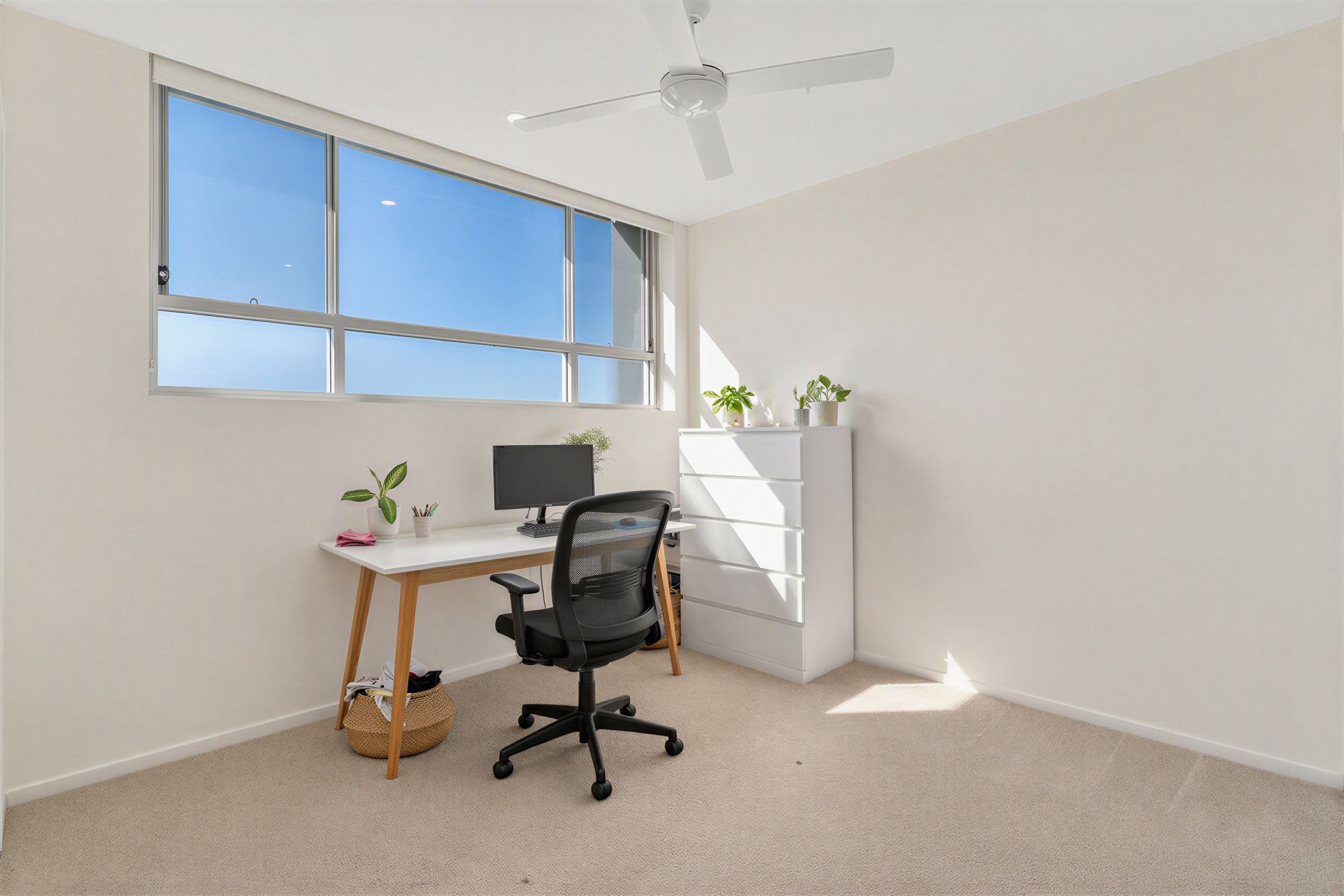 303/7 Spring Street — photo 14 of 30