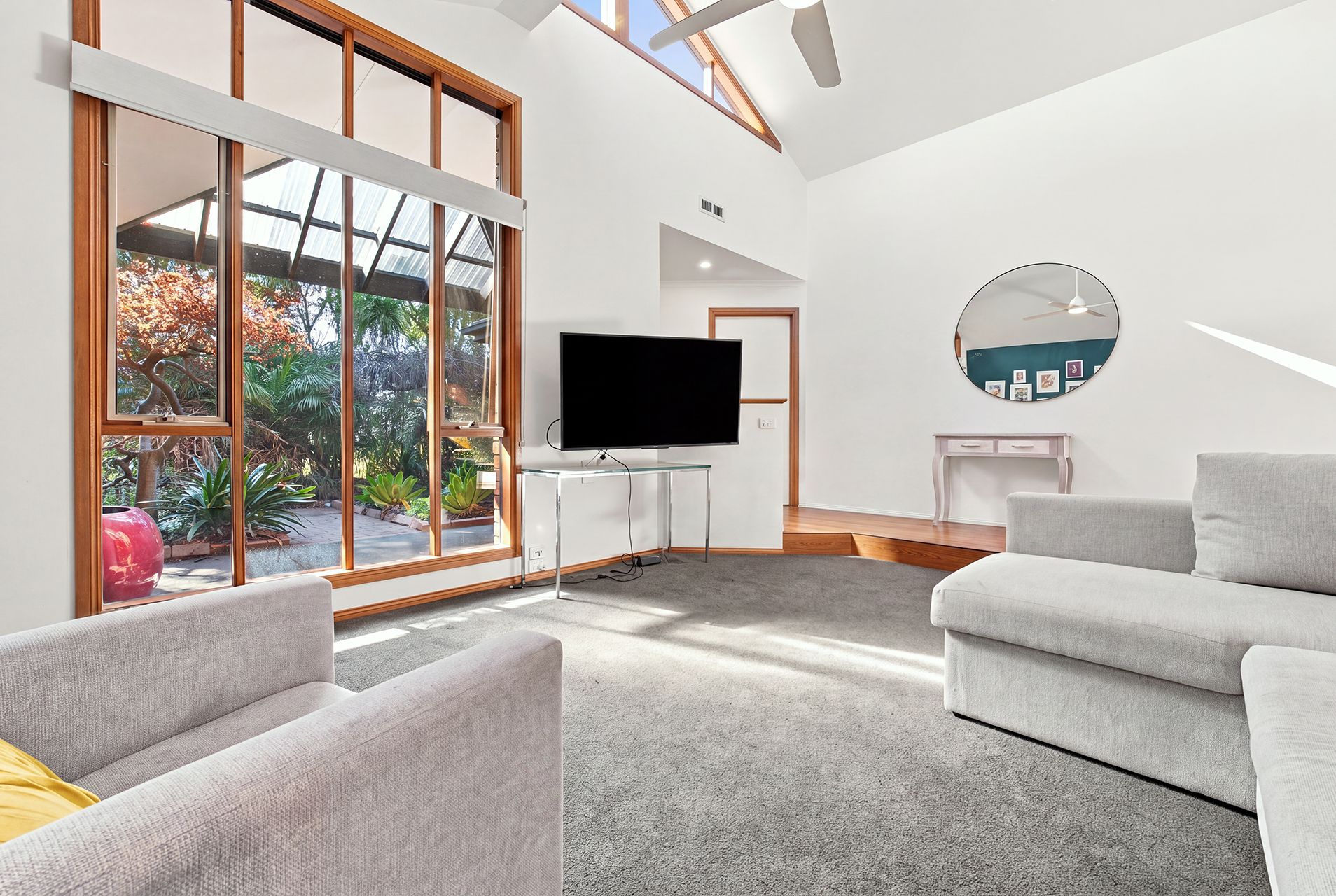 44 Hastings Street — photo 8 of 30