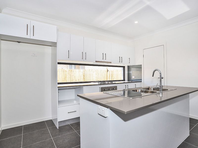 179 Spinnaker Boulevard, Newport, QLD 4020