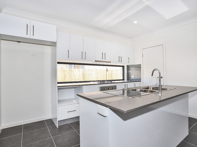 179 Spinnaker Boulevard, Newport, QLD 4020