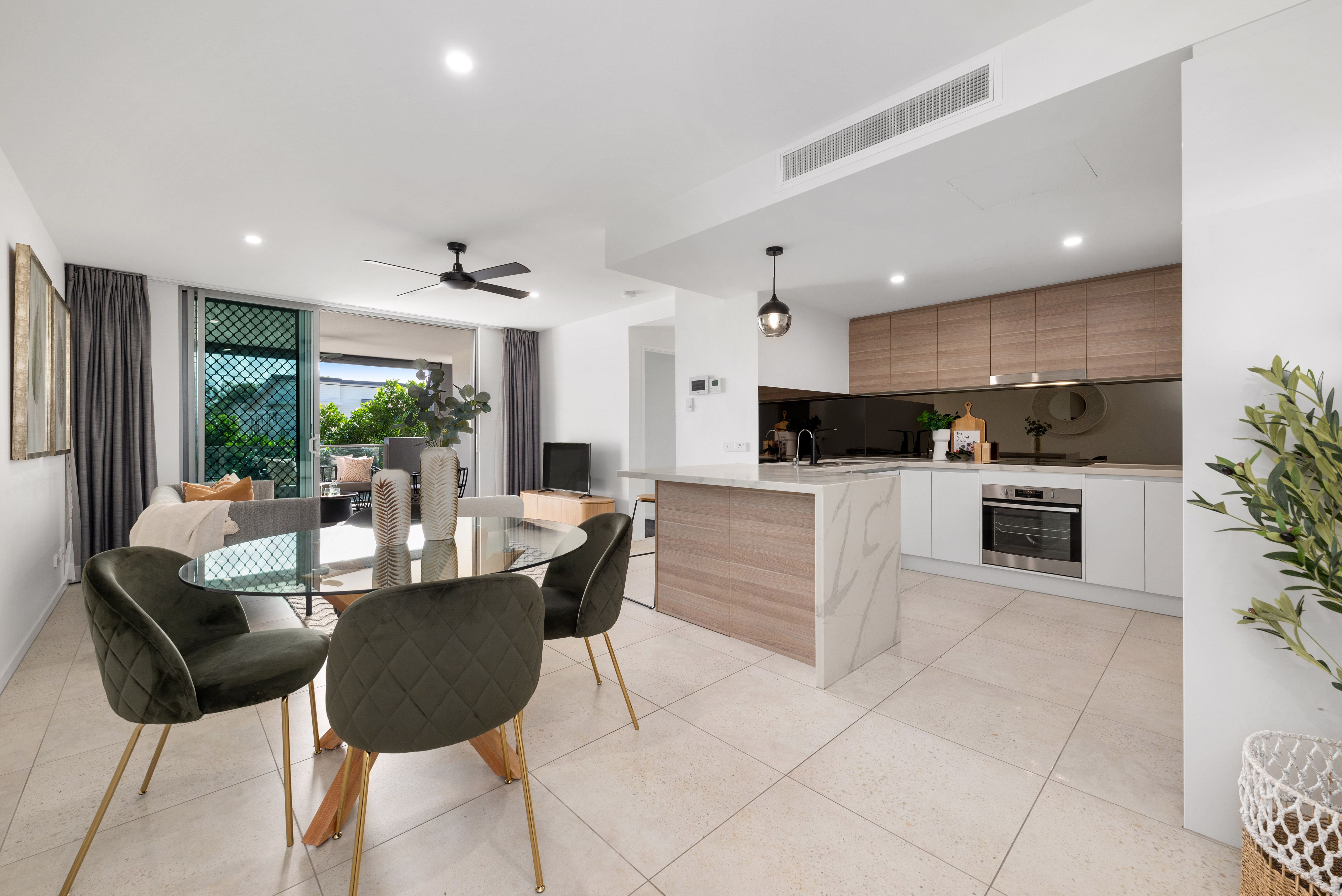 63-69 Dickenson Street, Carina QLD 4152