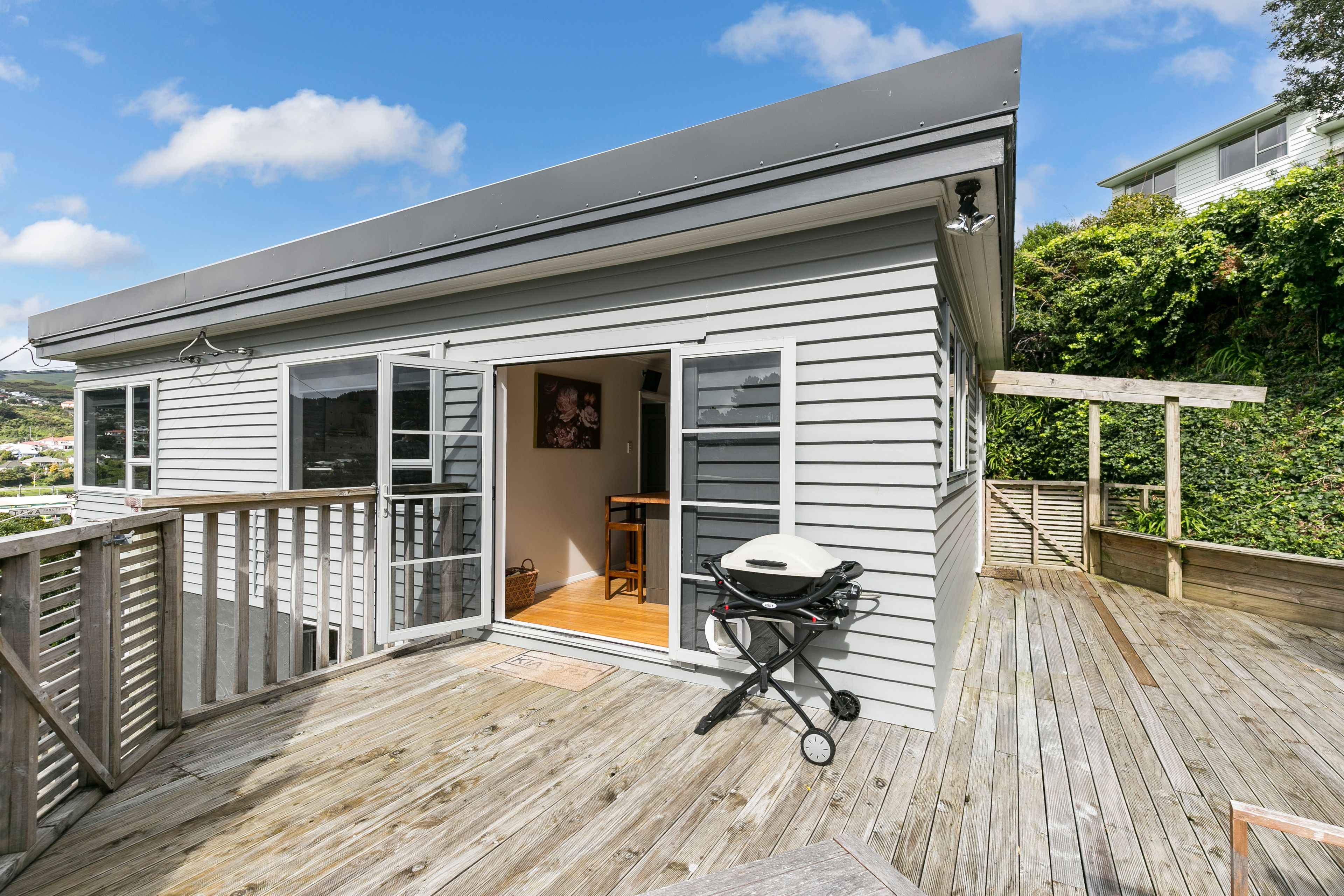 7 Victory Crescent, Tawa, Wellington City