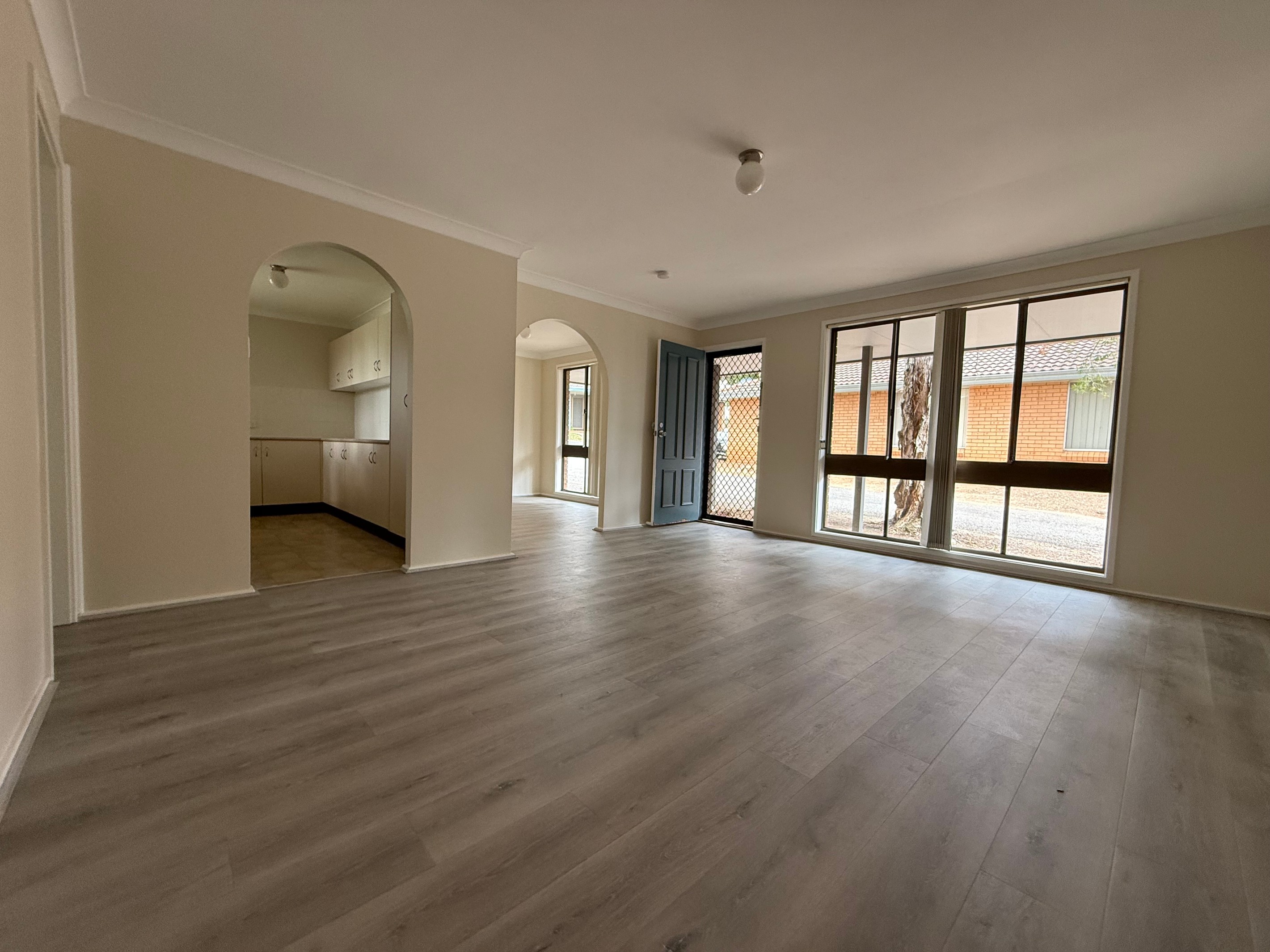 2/24 North Steyne Road, Woodbine, NSW 2560