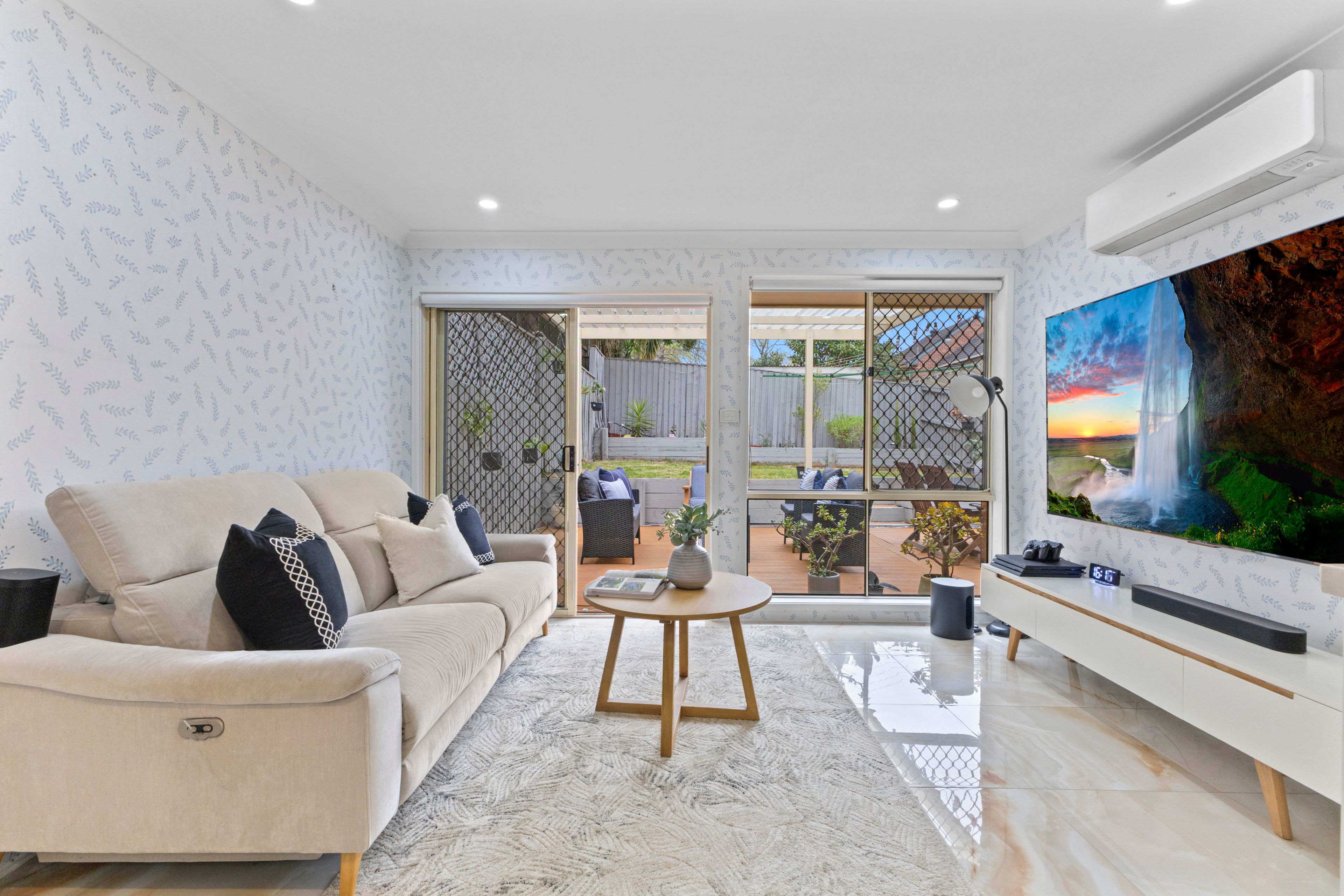 2/12A Merriwa Place — photo 7 of 12