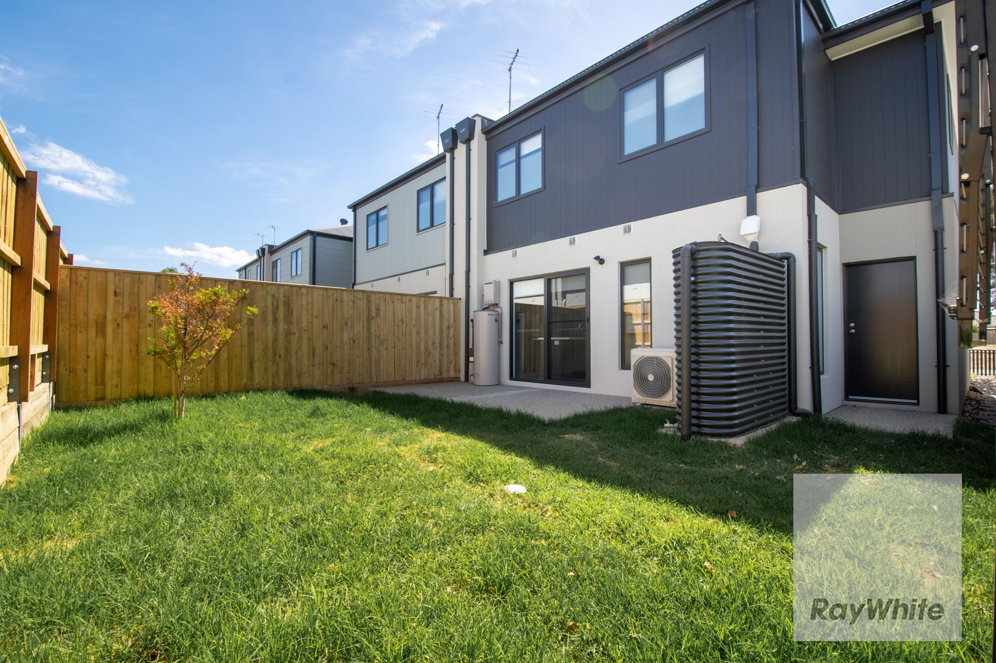 10 Avoca Street, Thomastown, VIC 3074