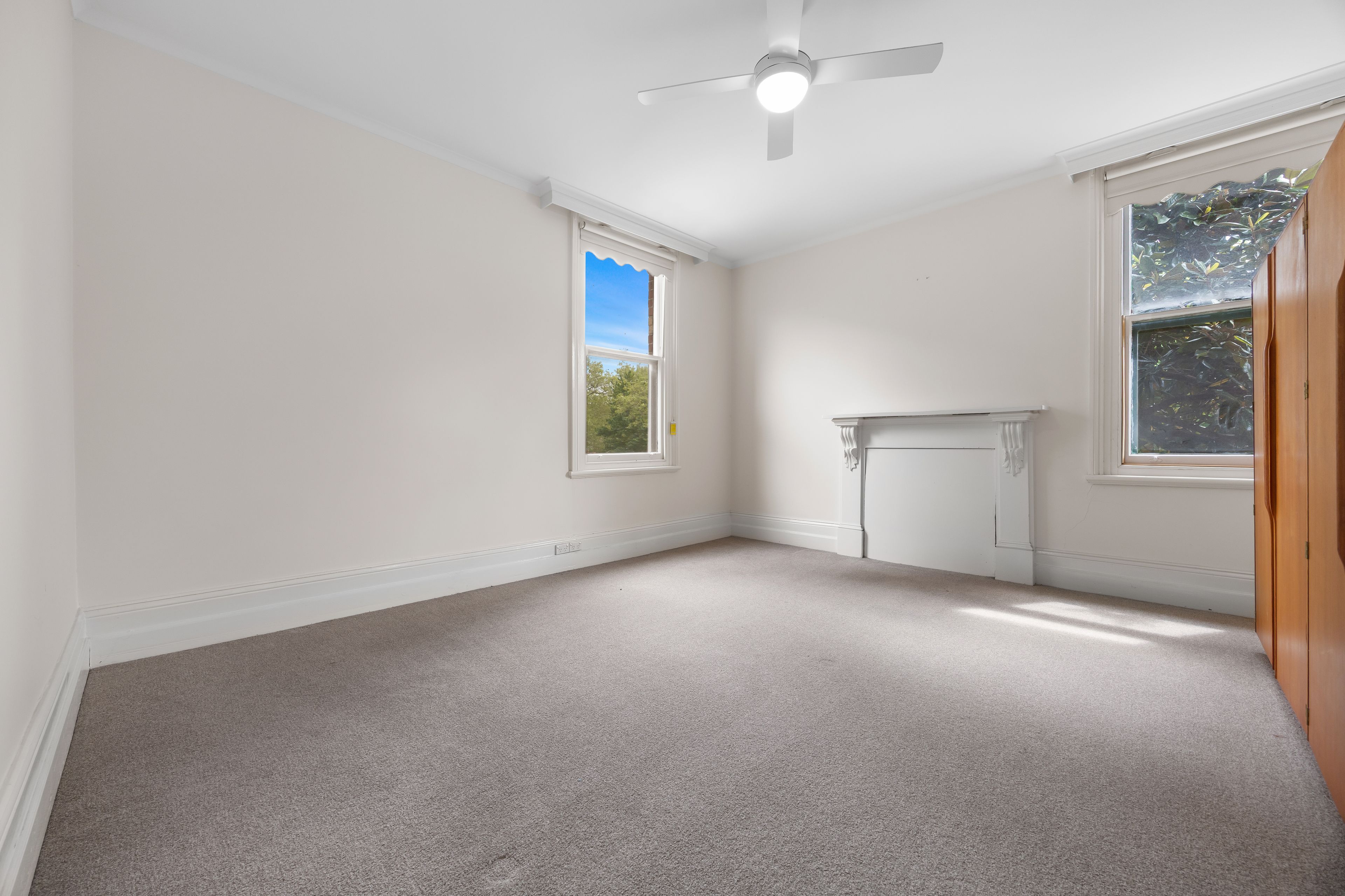 1307 Sturt Street — photo 9 of 15