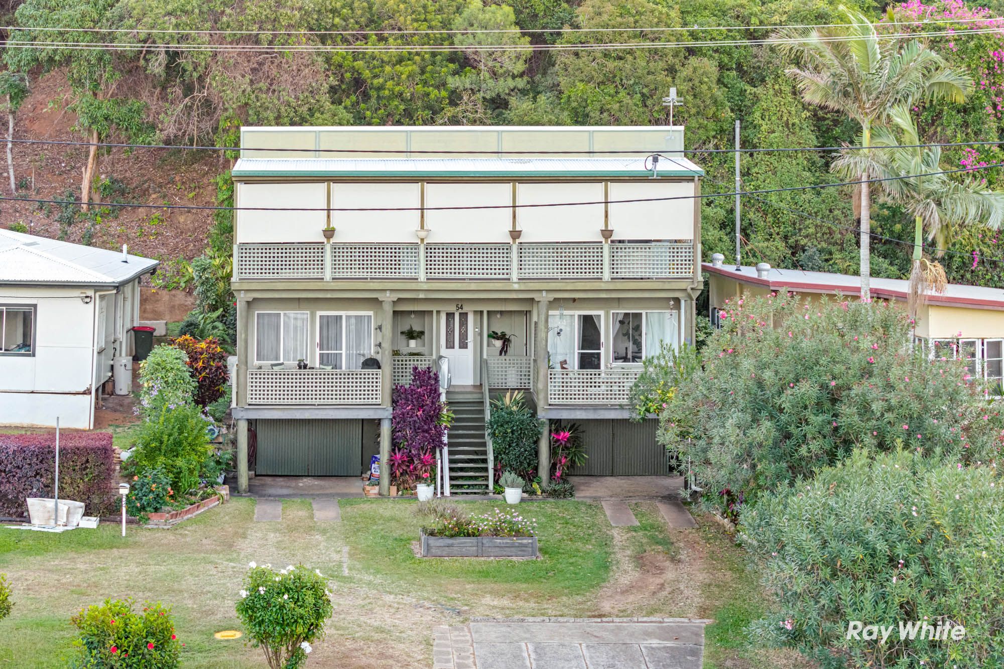 54 Farnborough Road — photo 20 of 23