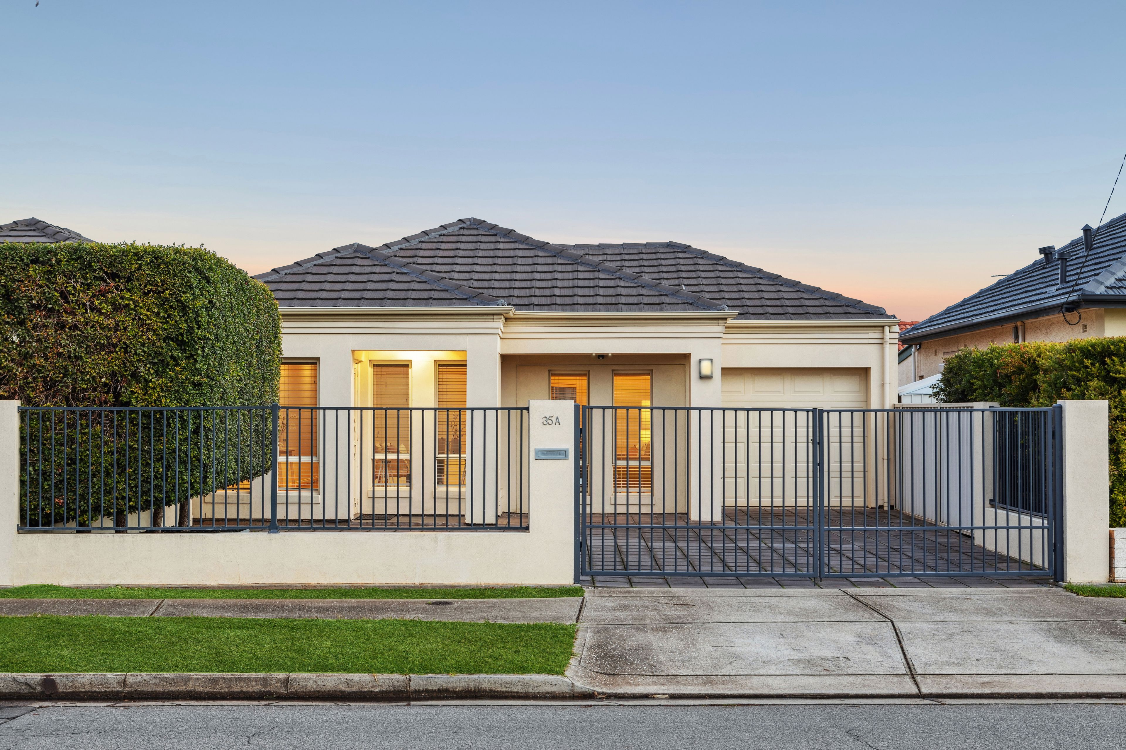 35a Flinders Parade, Flinders Park SA 5025