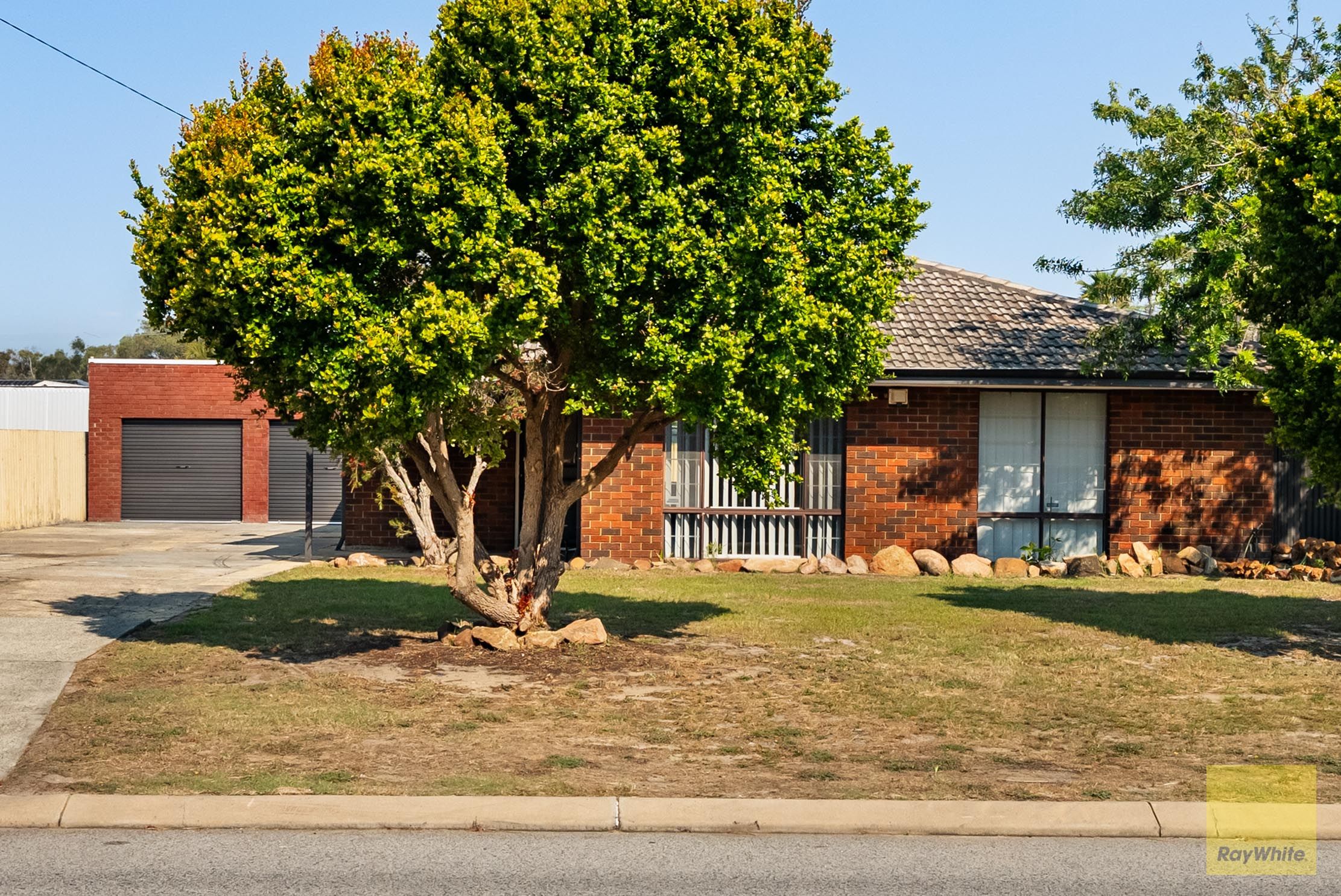 54 Stennett Street — photo from Ray White BPG
