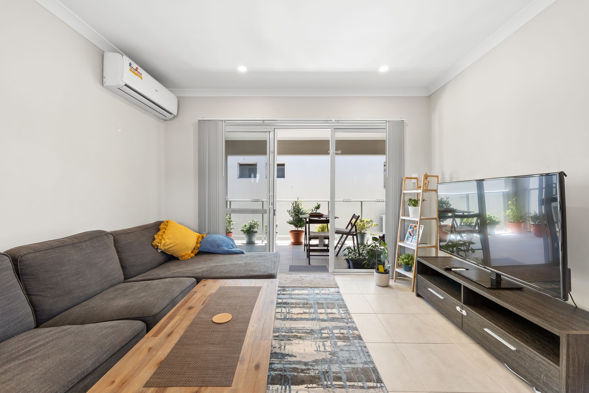 8/2 Wallace Street — photo 11 of 29