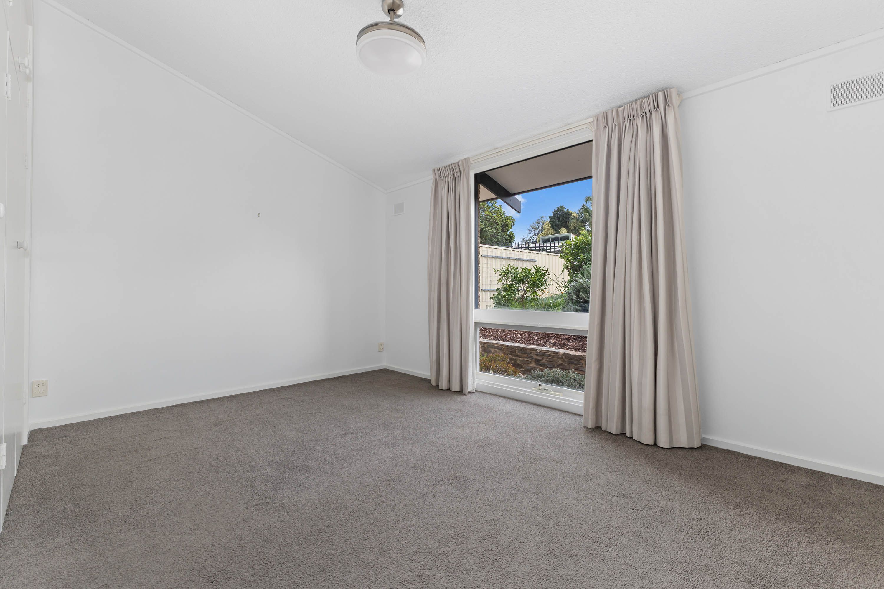 11 Chapel Road — photo 11 of 16