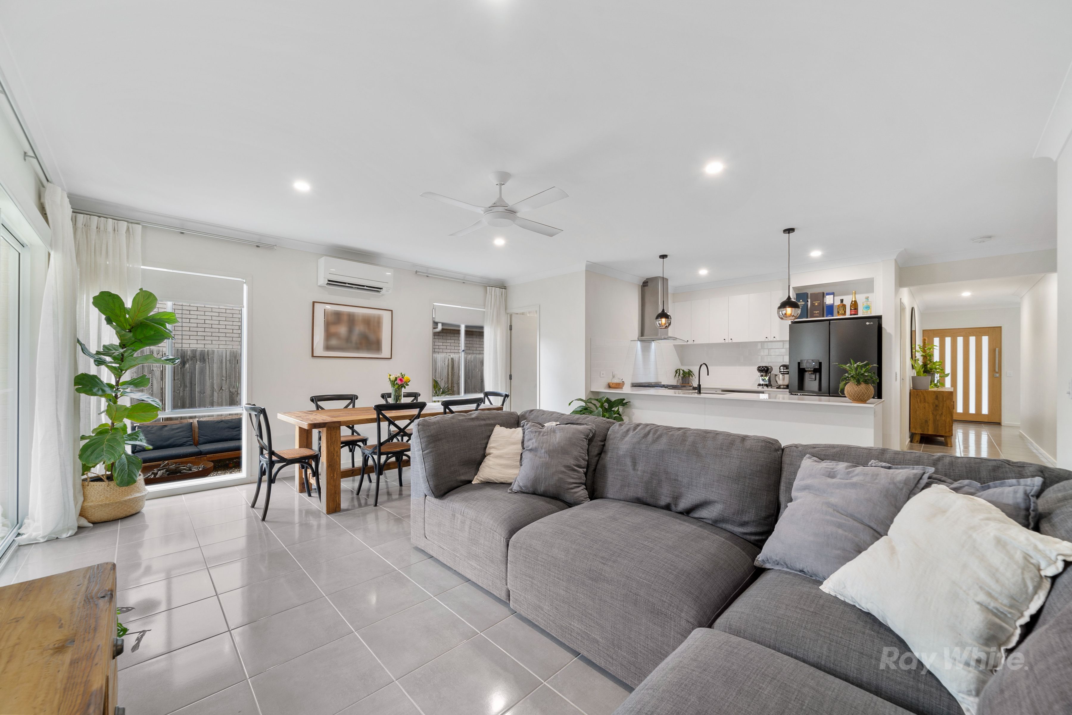 3 Teal Circuit, Greenbank, QLD 4124