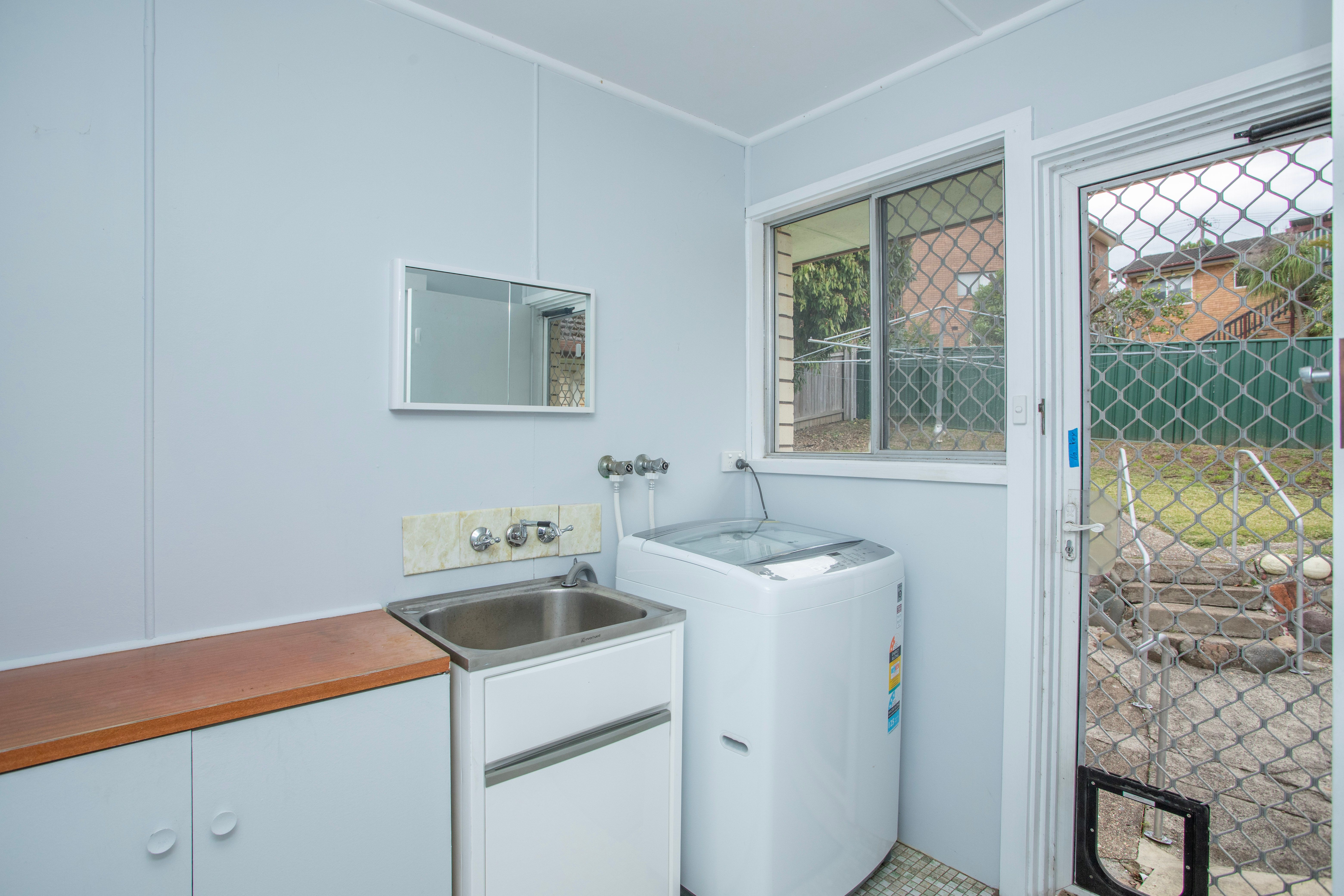 14 Gleeson Crescent — photo 14 of 20