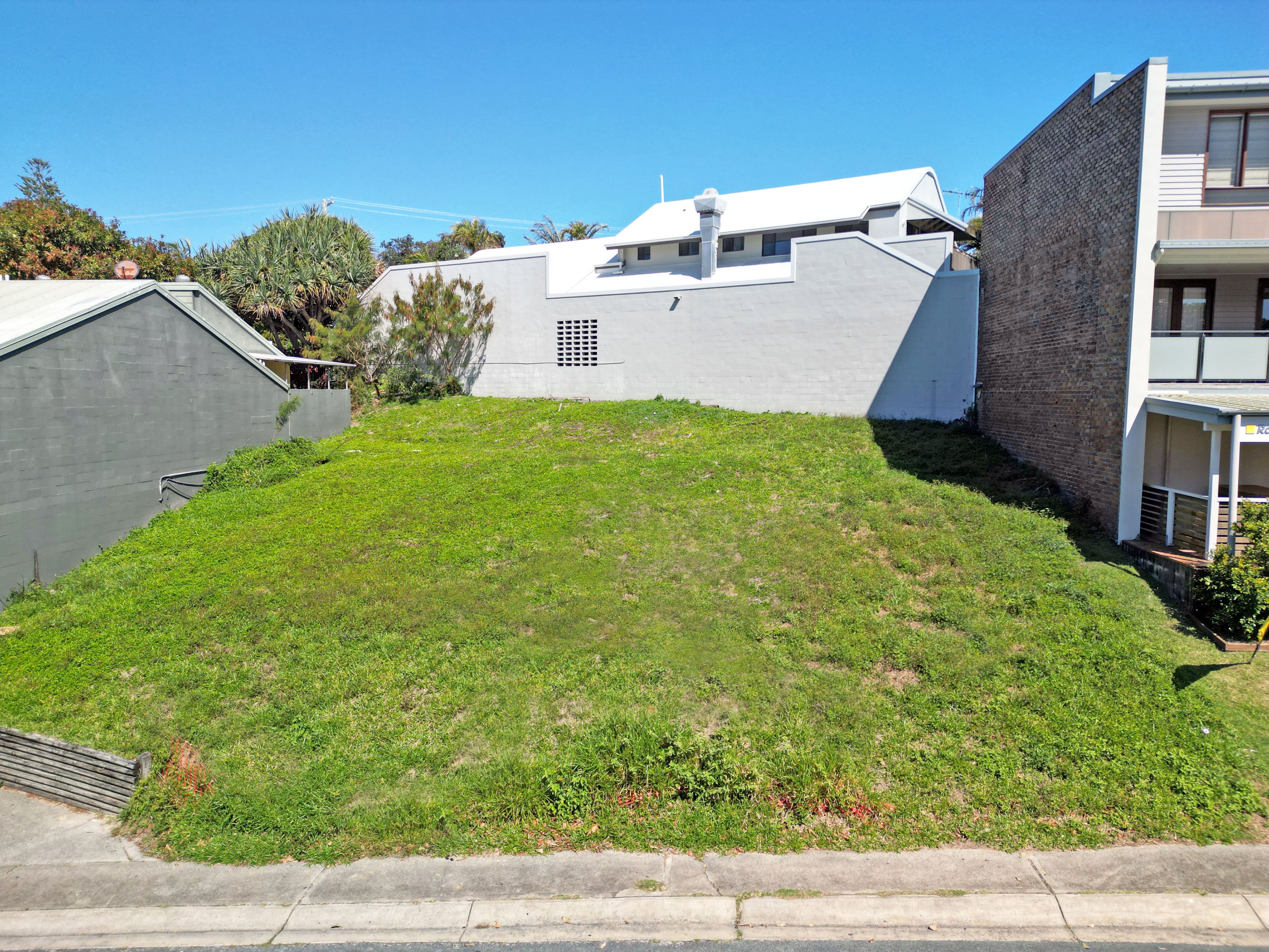 6 Meegera Place, Point Lookout, QLD 4183