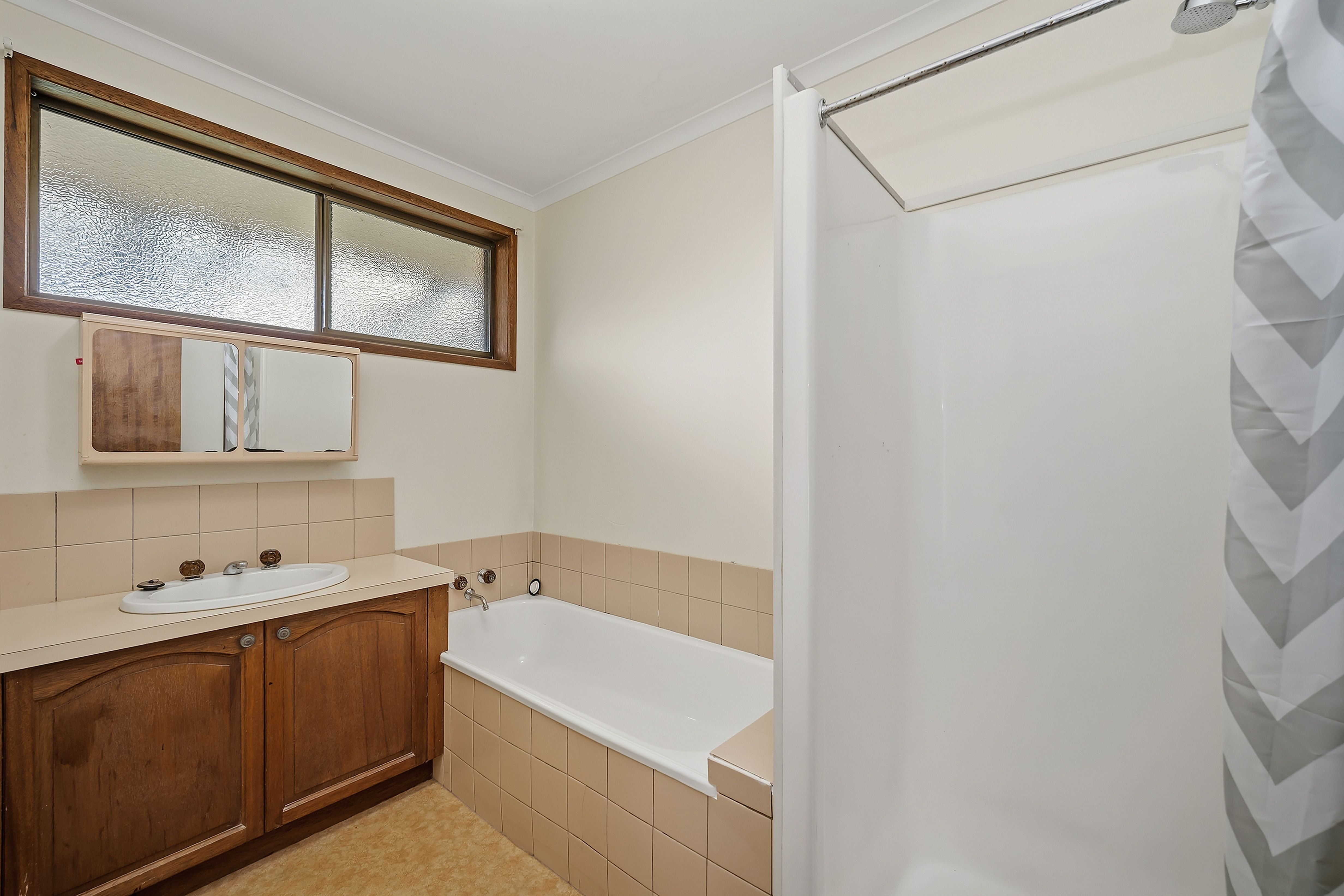 1/2 Moonah Street — photo 7 of 8