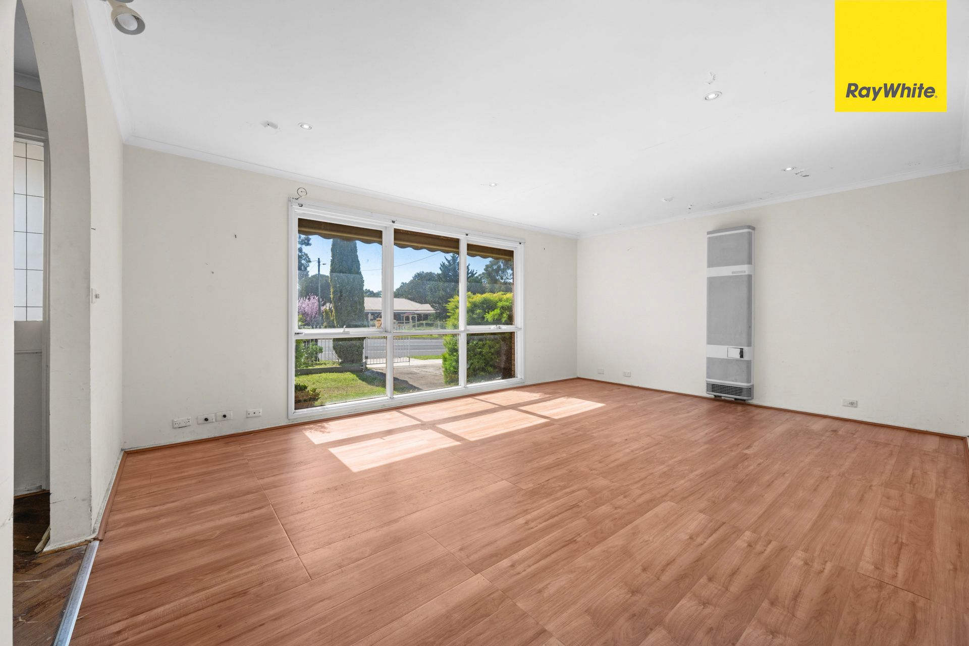 55 Centenary Avenue — photo 3 of 22