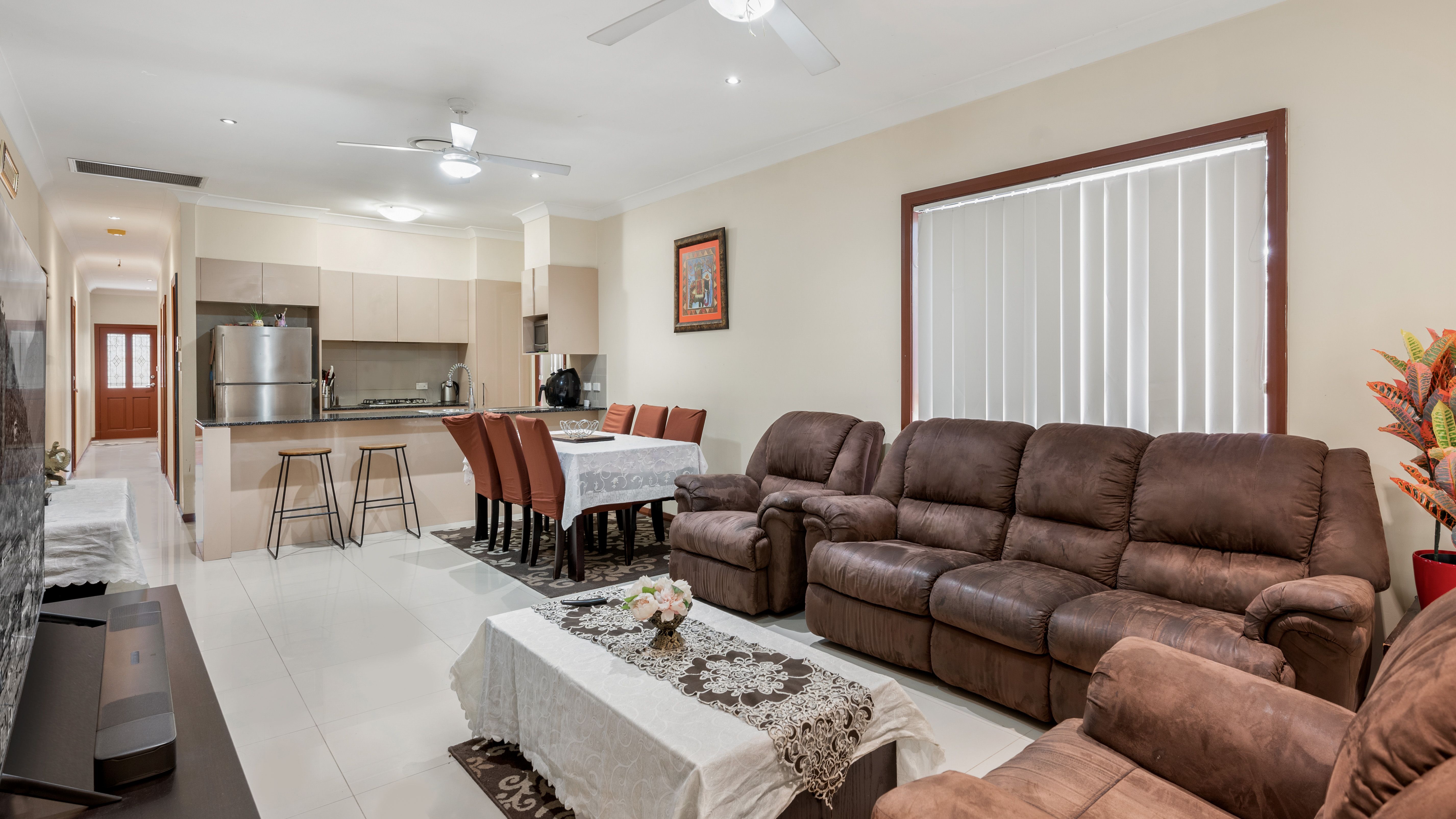 16 Ellery Street, Minto, NSW 2566