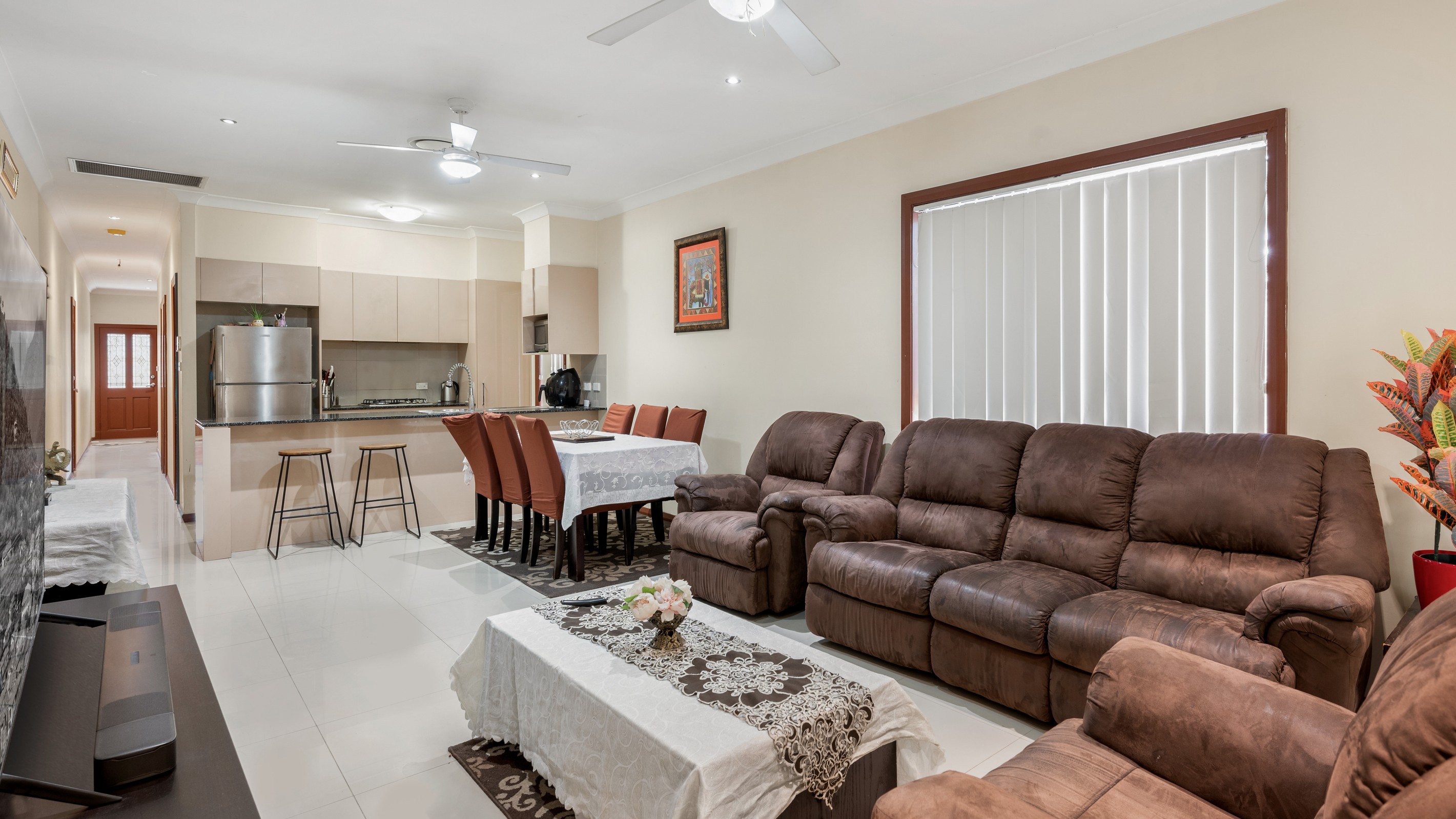 16 Ellery Street, Minto, NSW 2566