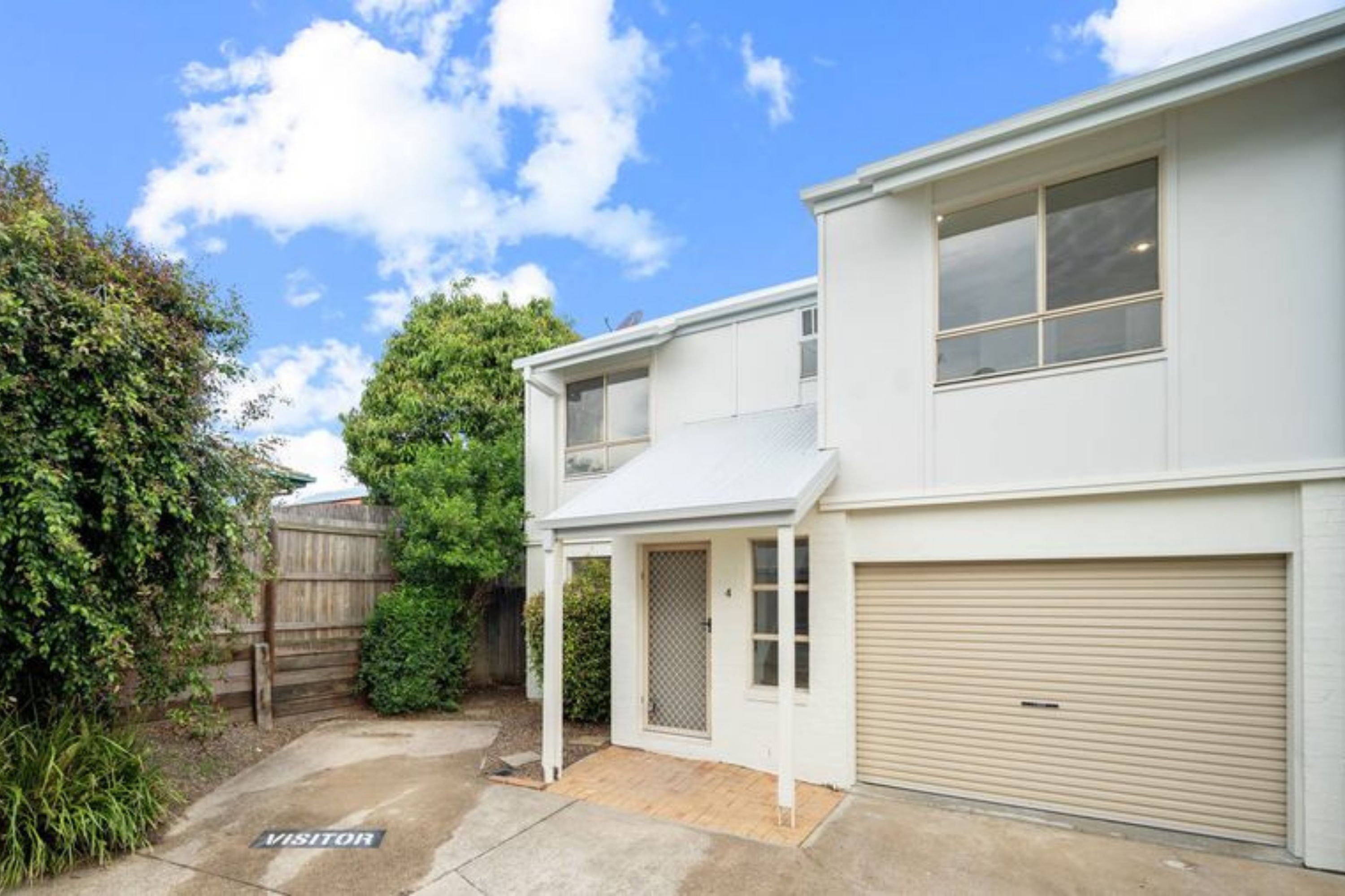 4/11 Oakmont Avenue, Oxley QLD 4075
