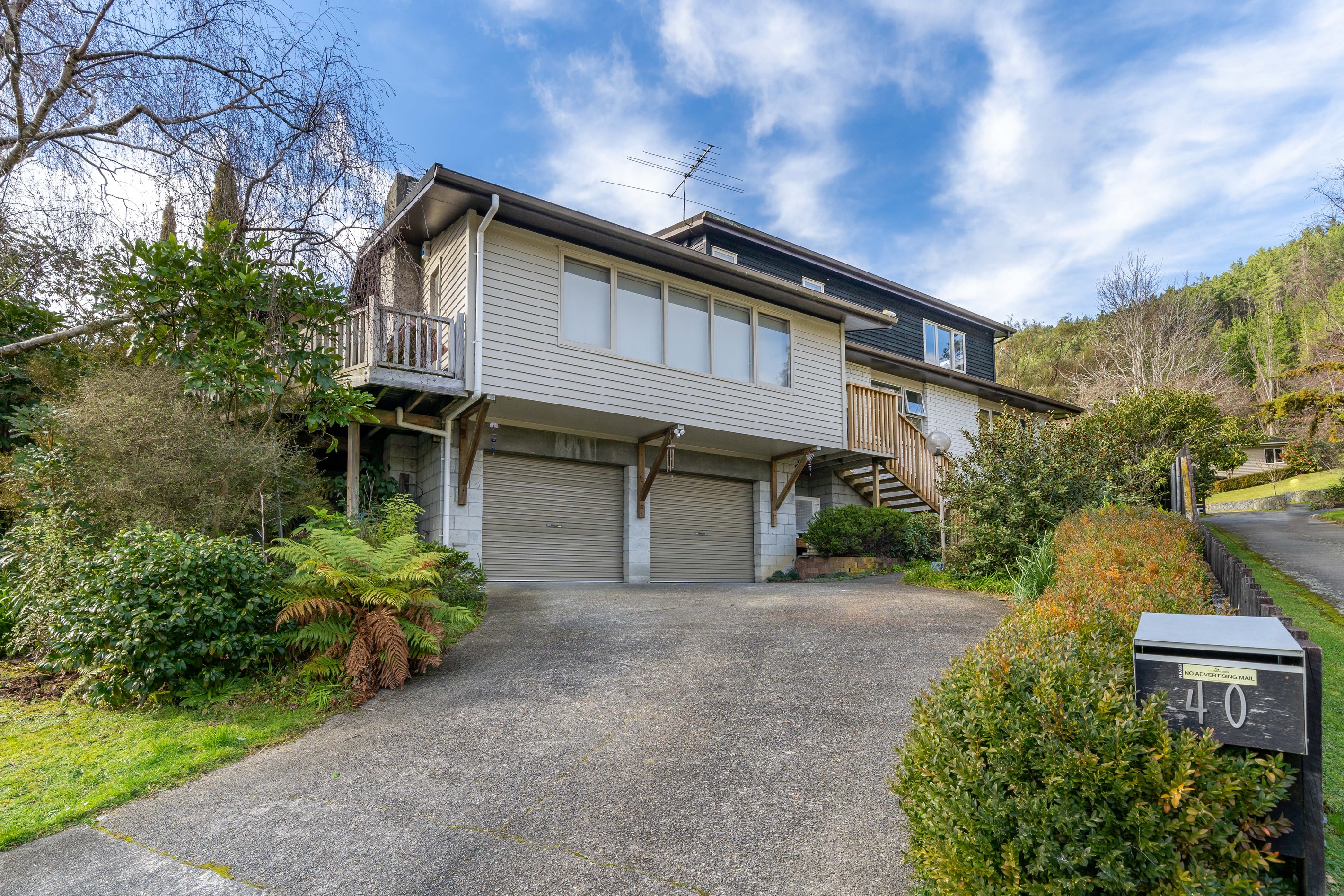 40 Chichester Drive, Pinehaven, Upper Hutt City