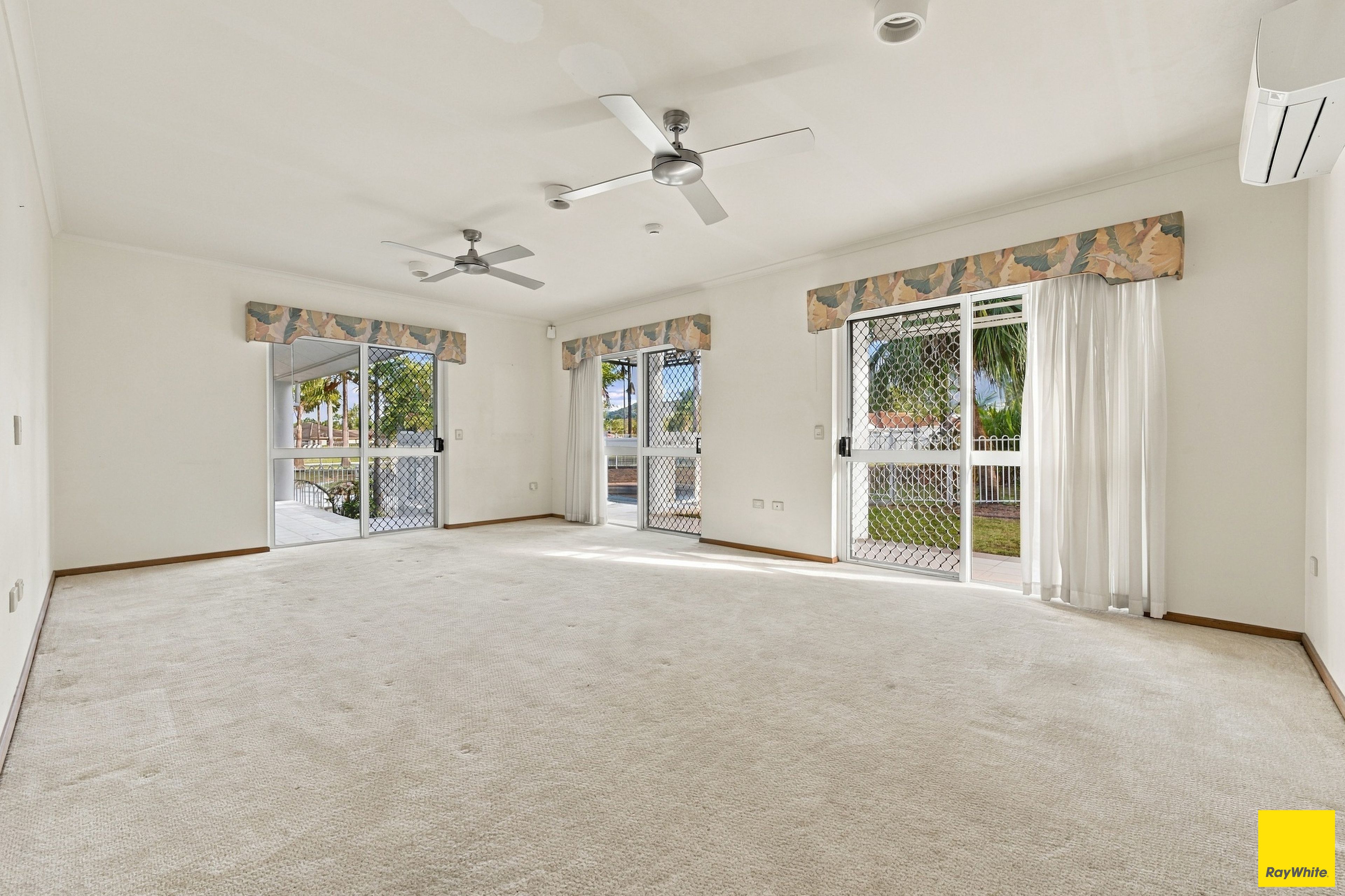 2 Stream Avenue — photo 13 of 30