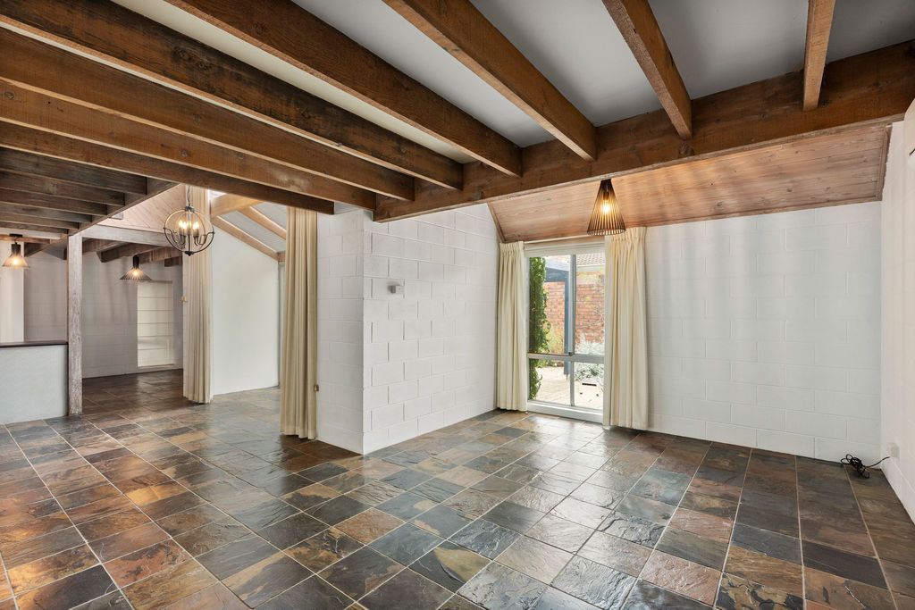 26 Mistletoe Street, Golden Square, VIC 3555