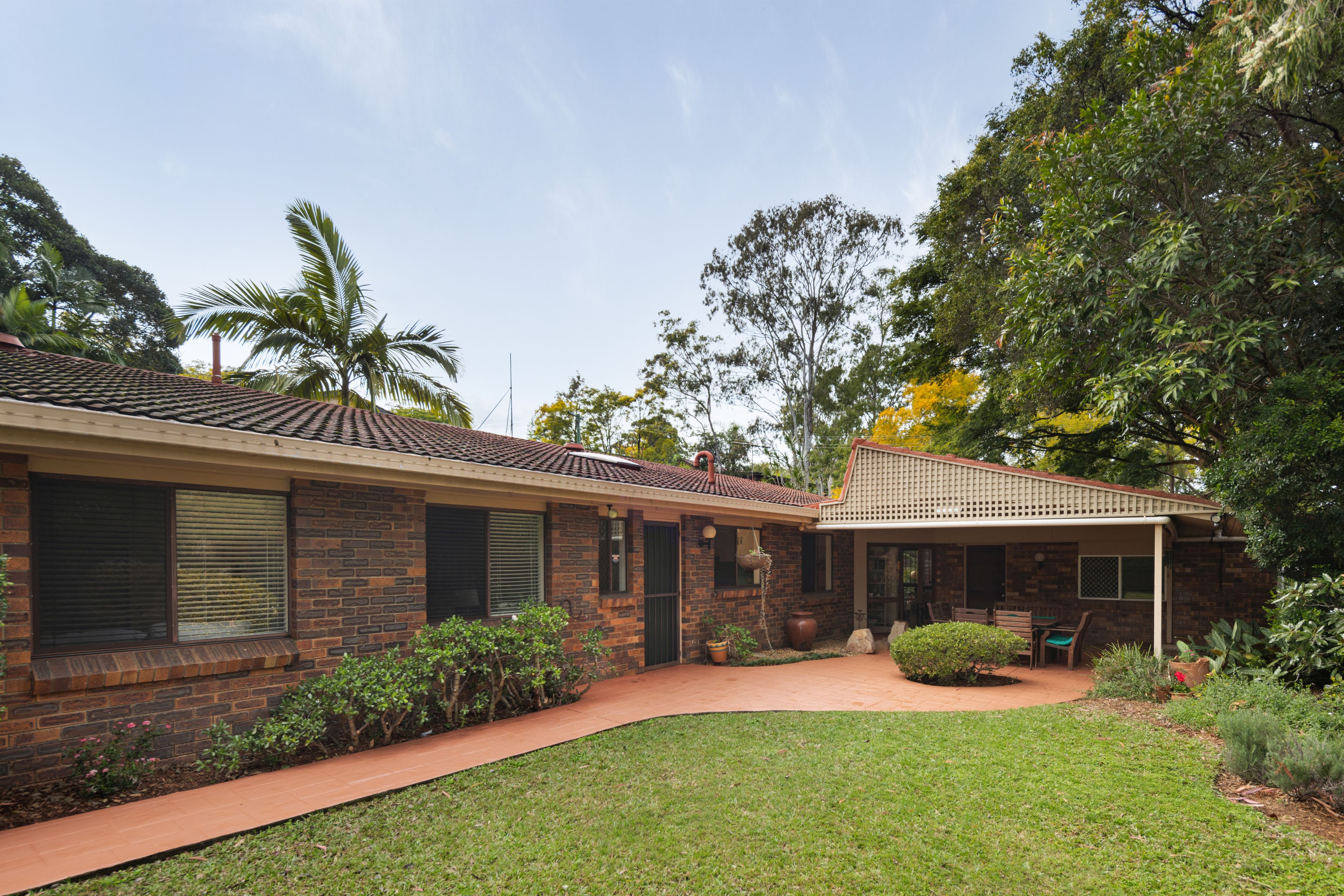 31 Steptoe Street — photo 12 of 13