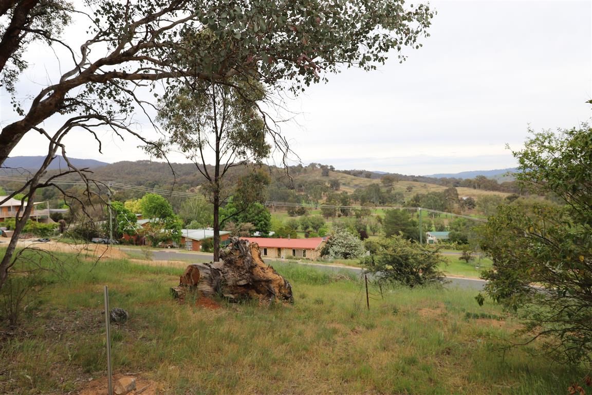 18 Eberlin Place, Tumut, NSW 2720