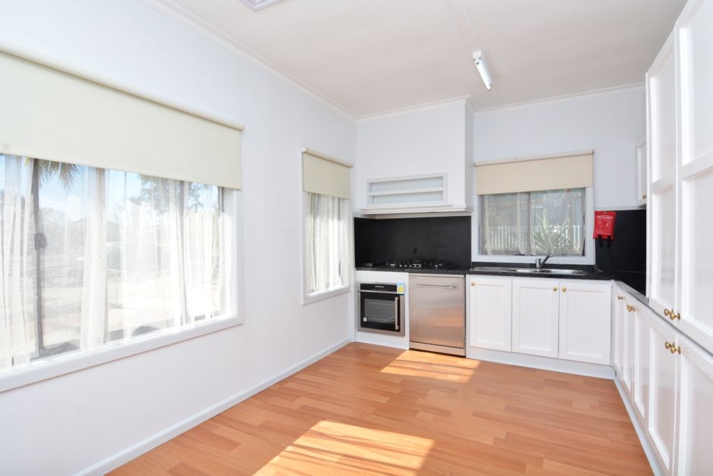 7 Westcliffs Crescent, Red Cliffs, VIC 3496