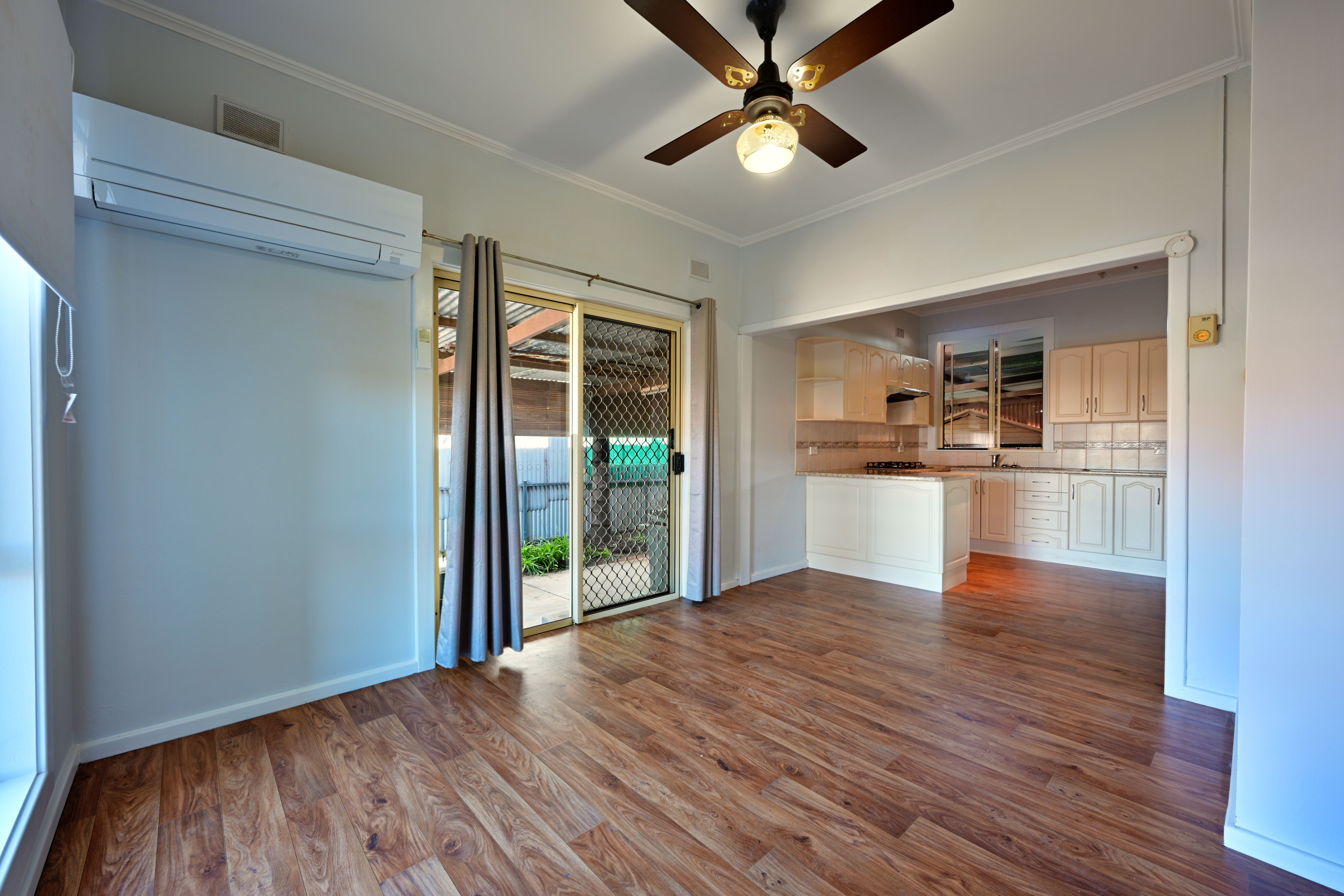 11 Kinnane Street — photo 8 of 14