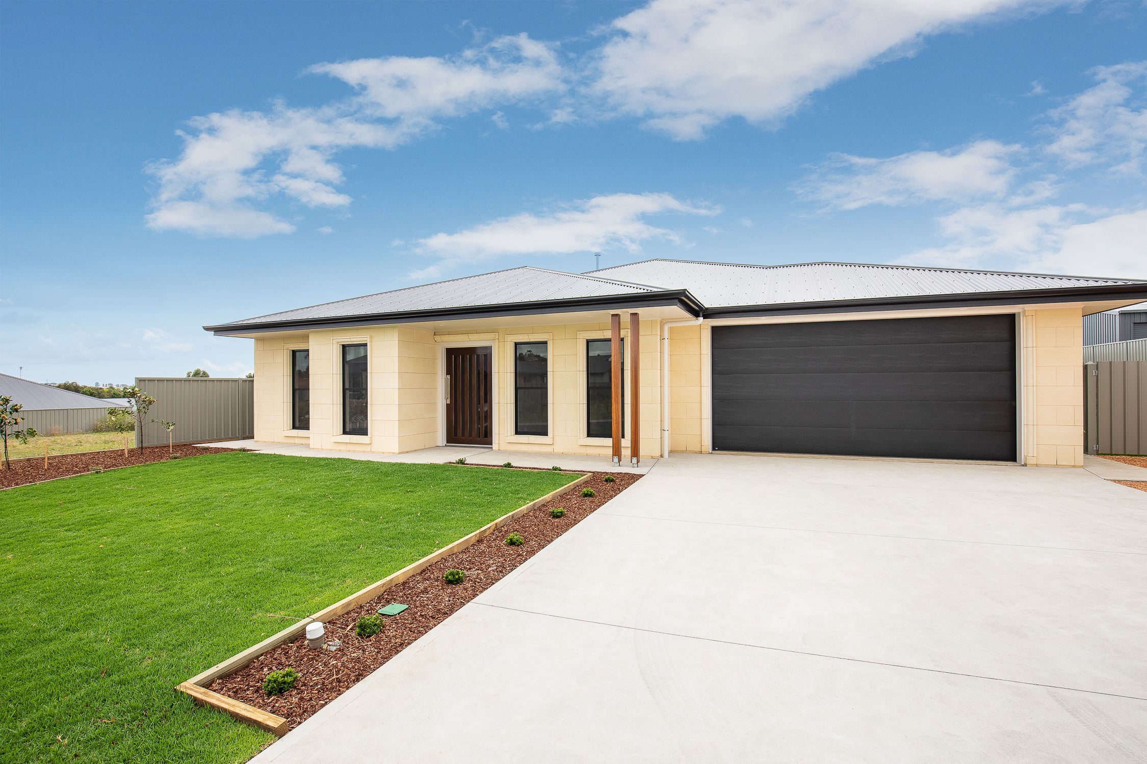 9 Carnoustie Court, Worrolong, SA 5291