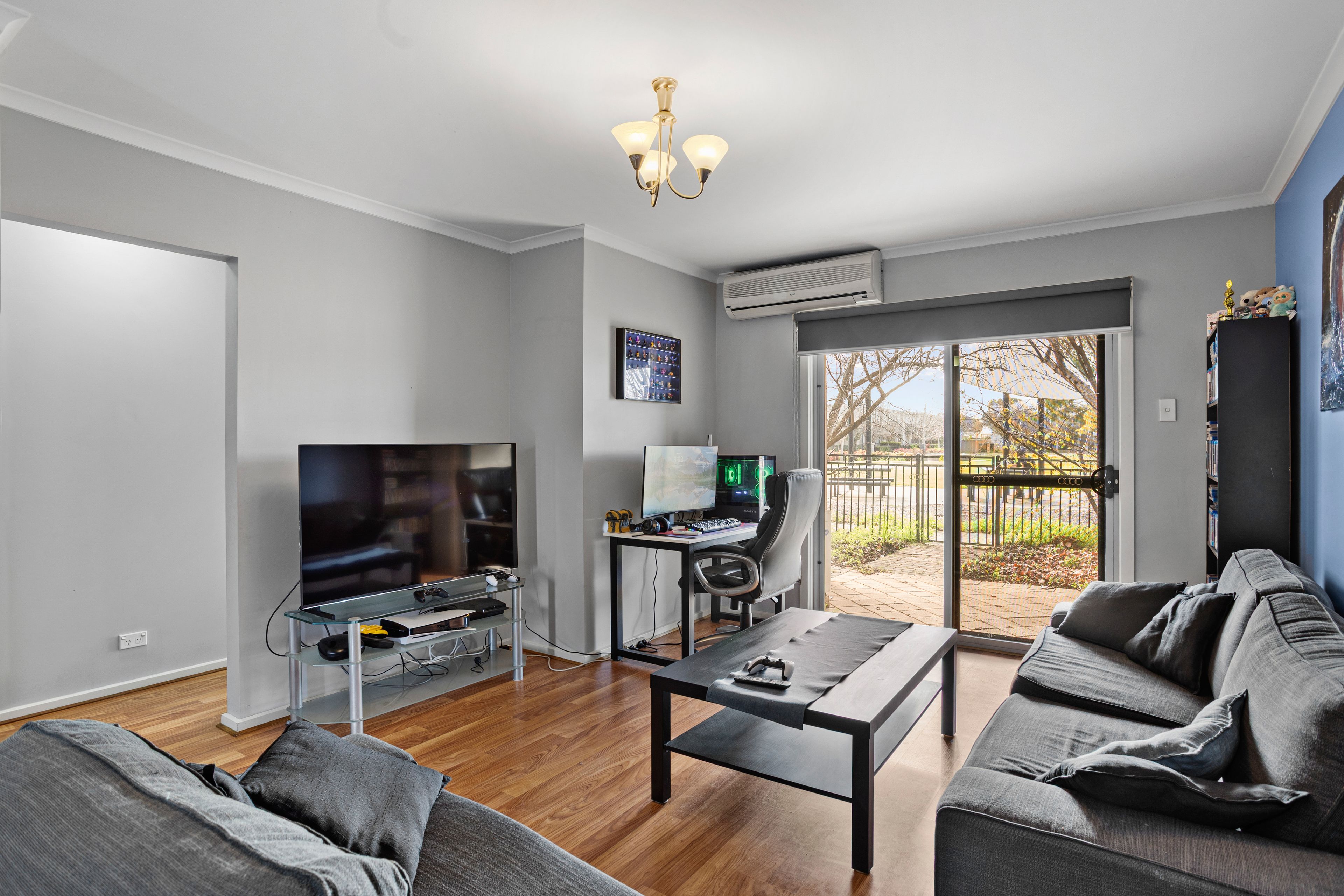 26 Douglas Street — photo 6 of 14