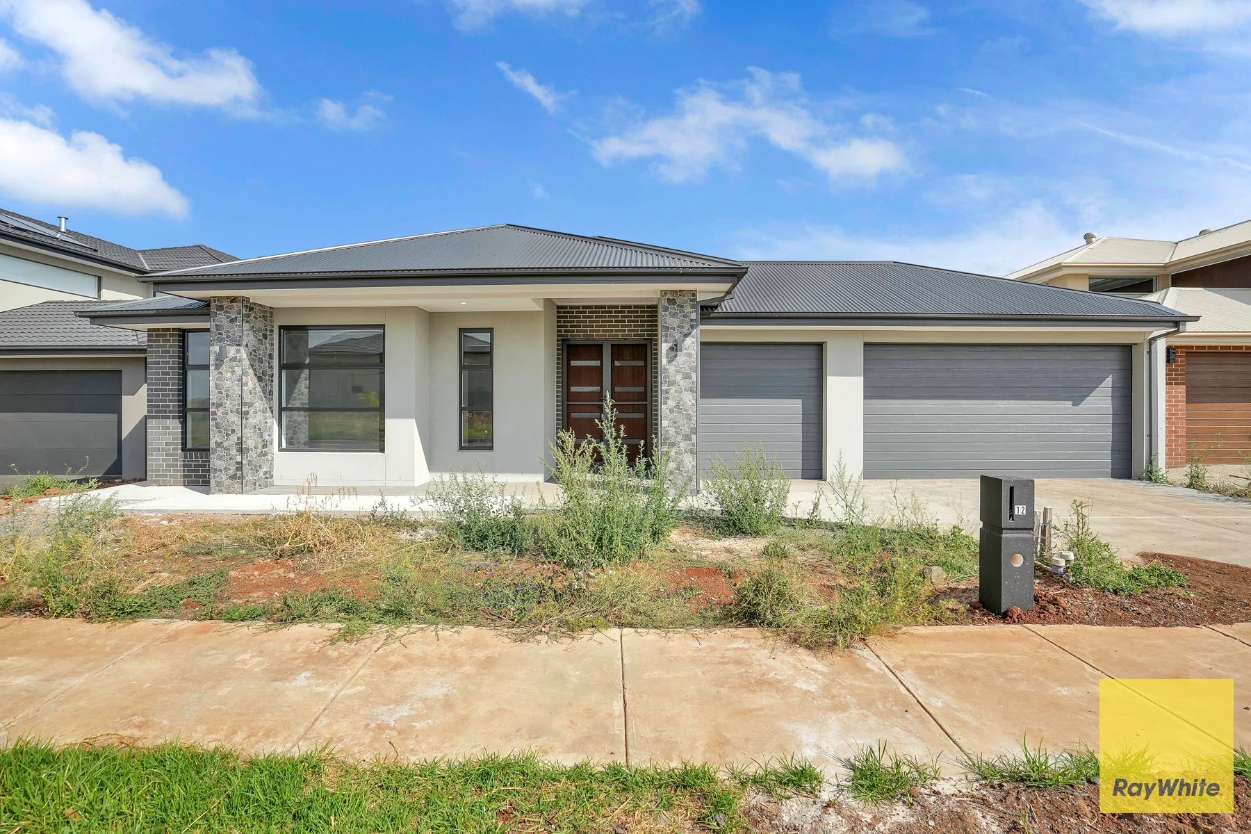12 Kangaroo Crescent, AINTREE, VIC 3336