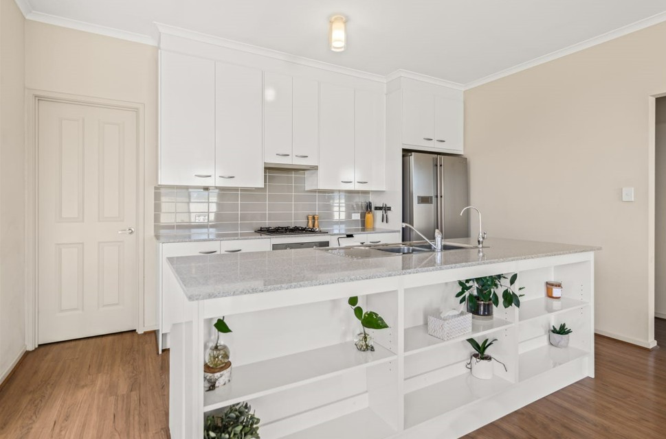 9 The Greenway, Munno Para, SA 5115