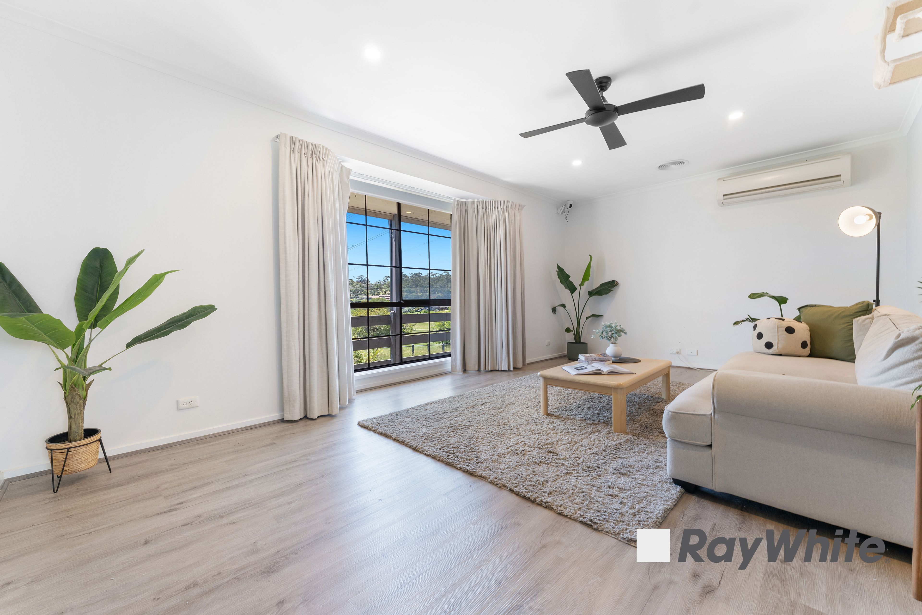 1 Janmara Court, Endeavour Hills VIC 3802