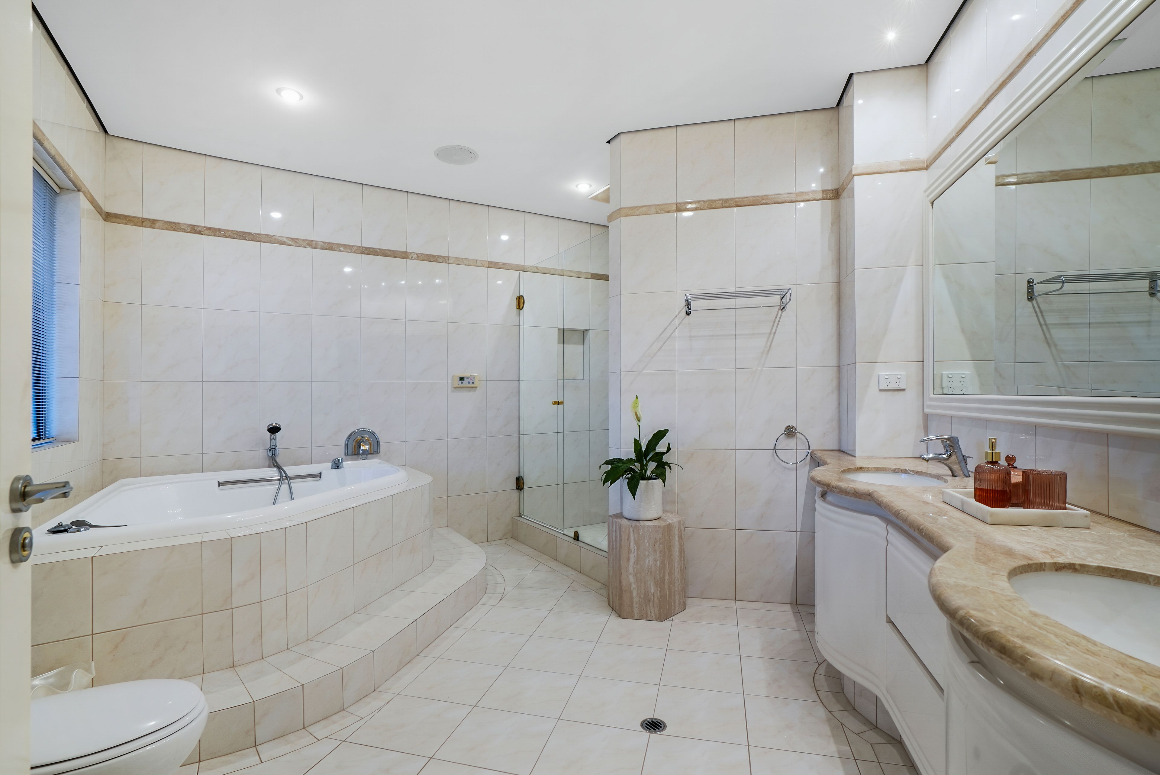 53 Ashmore Way — photo 19 of 30