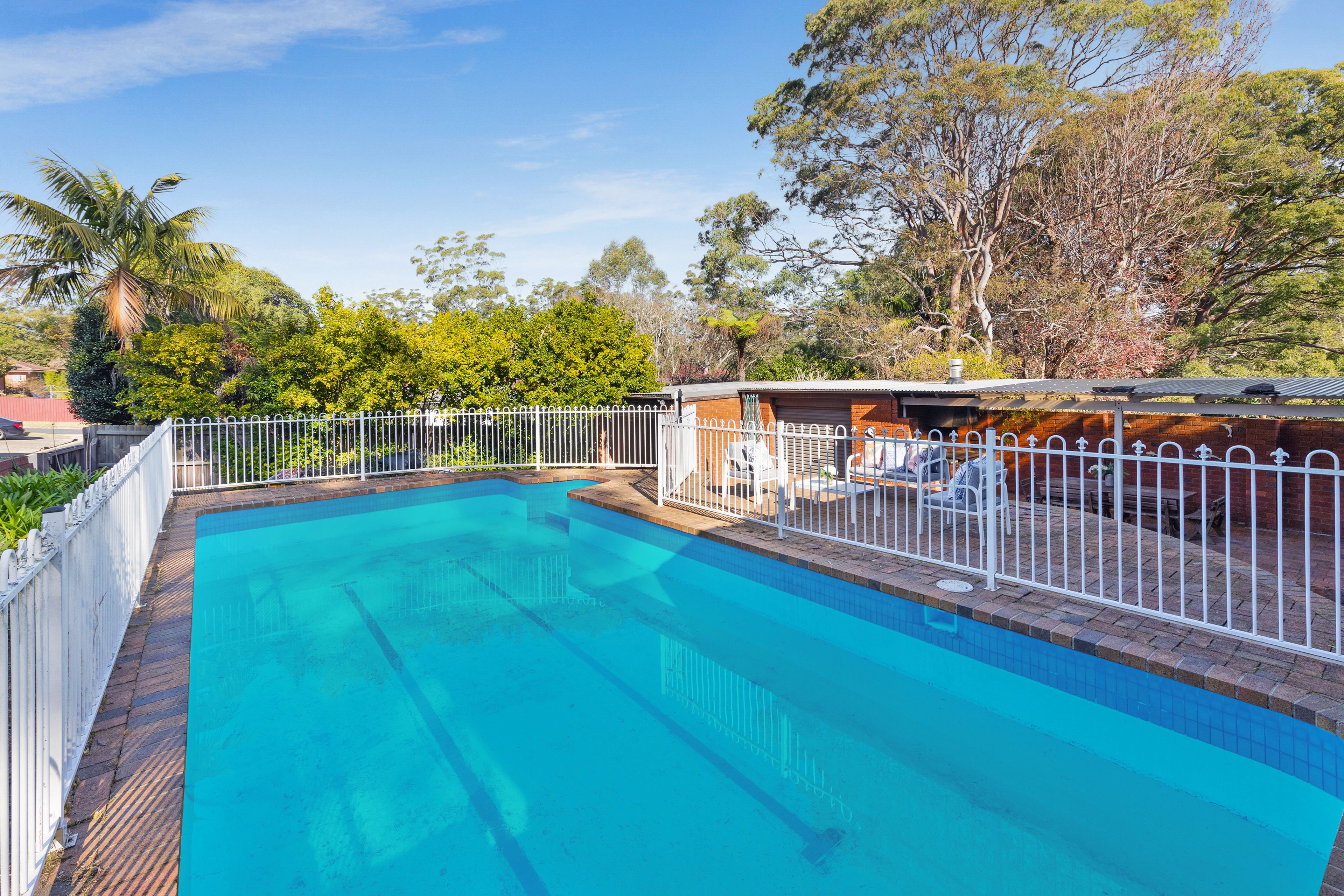 1 Pine Street, Normanhurst, NSW 2076