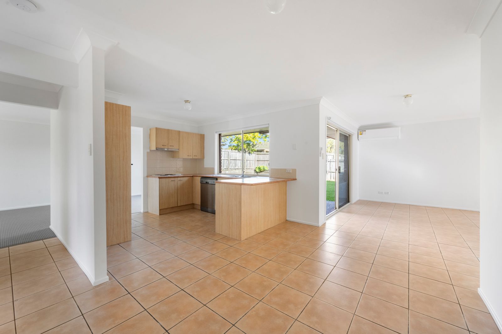 50 Samantha Street, Wynnum West, QLD 4178