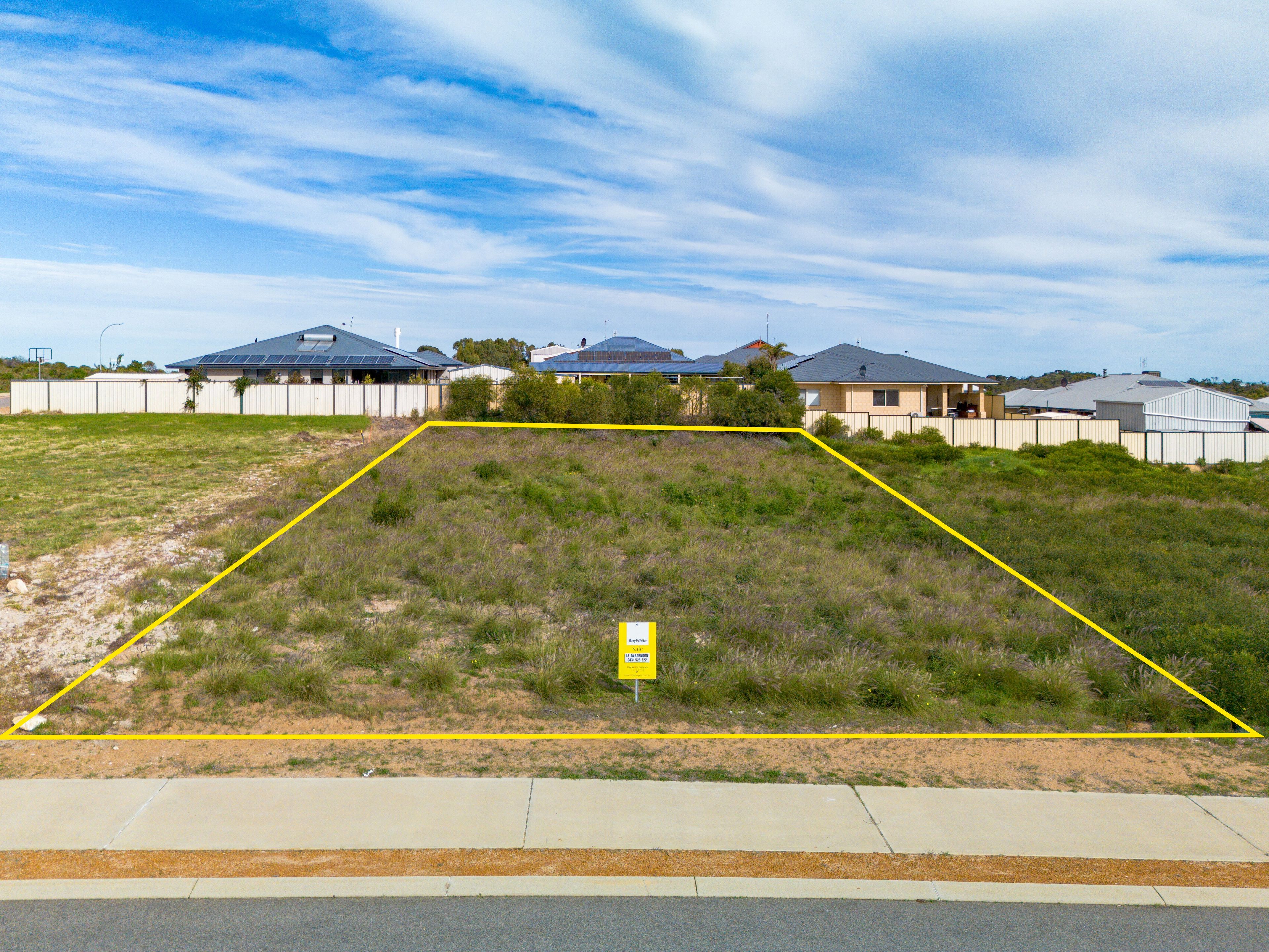 8 Bond Street — photo from Ray White Geraldton Dongara - Geraldton Location