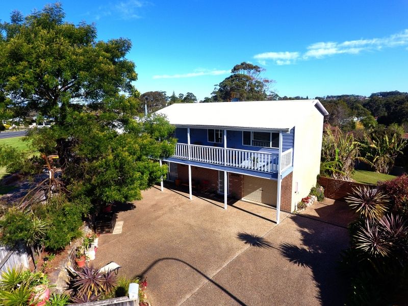 2 Curtis Street