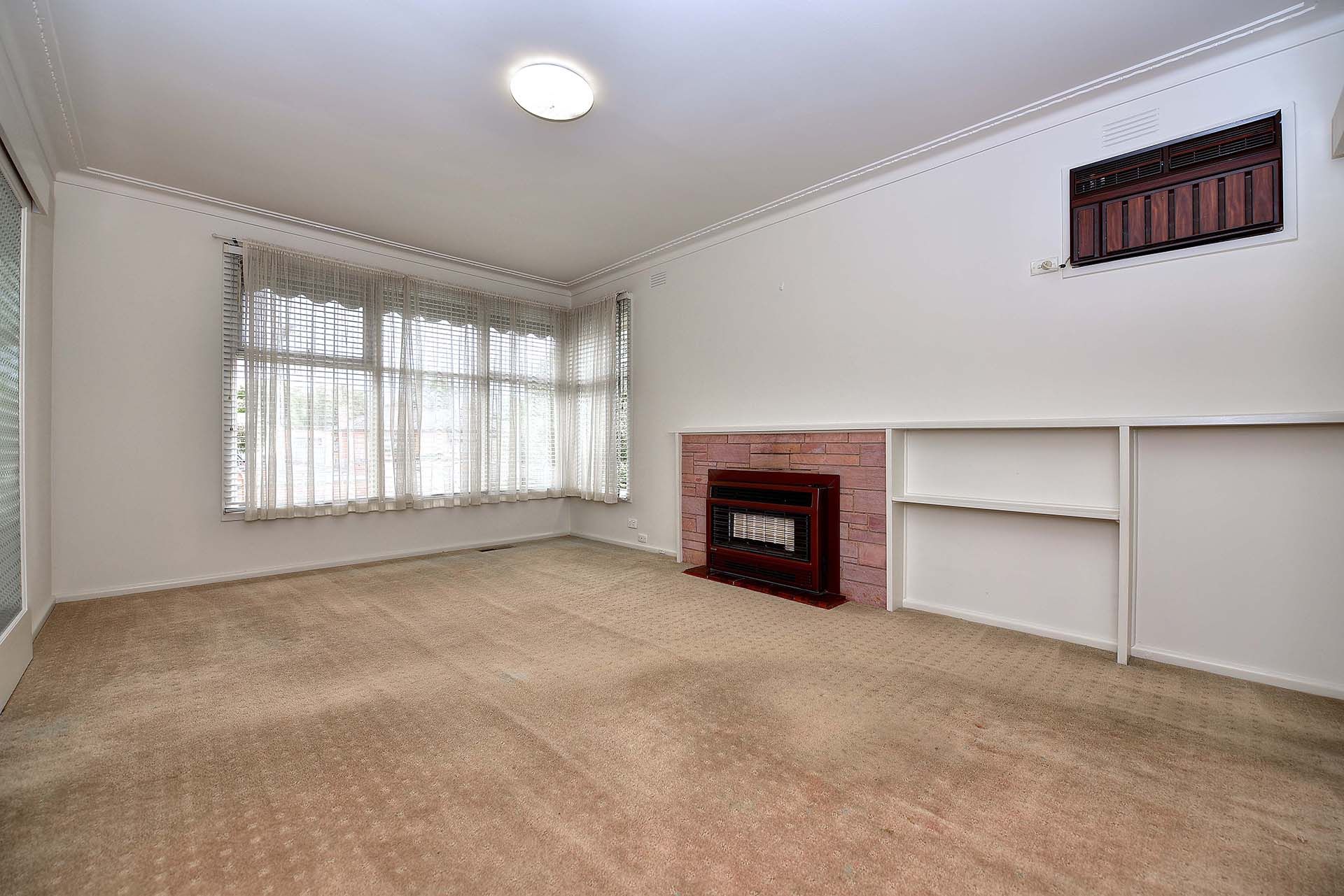 18 Tenham Grove, Cheltenham, VIC 3192