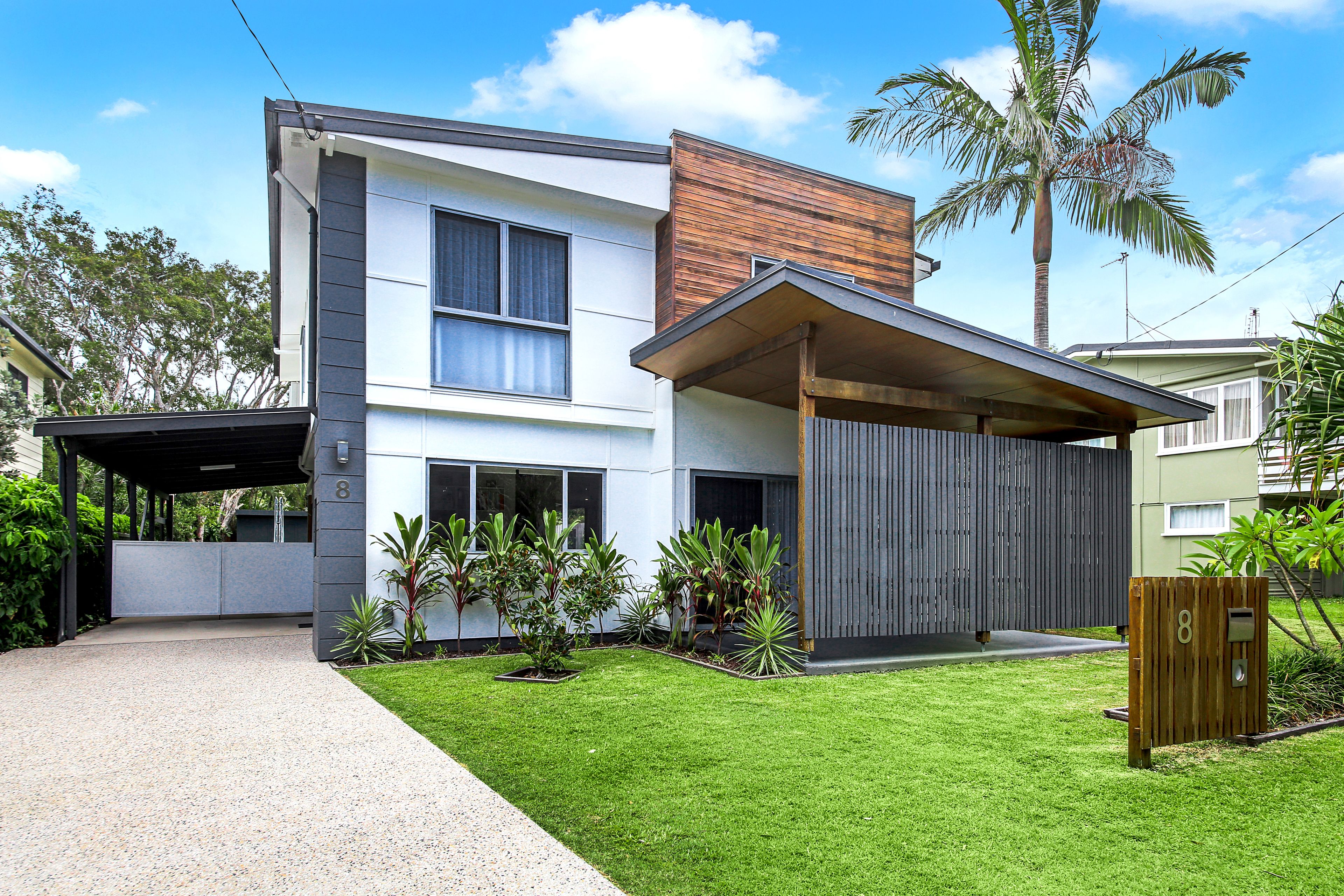 8 Ngungun Street, Dicky Beach, QLD 4551