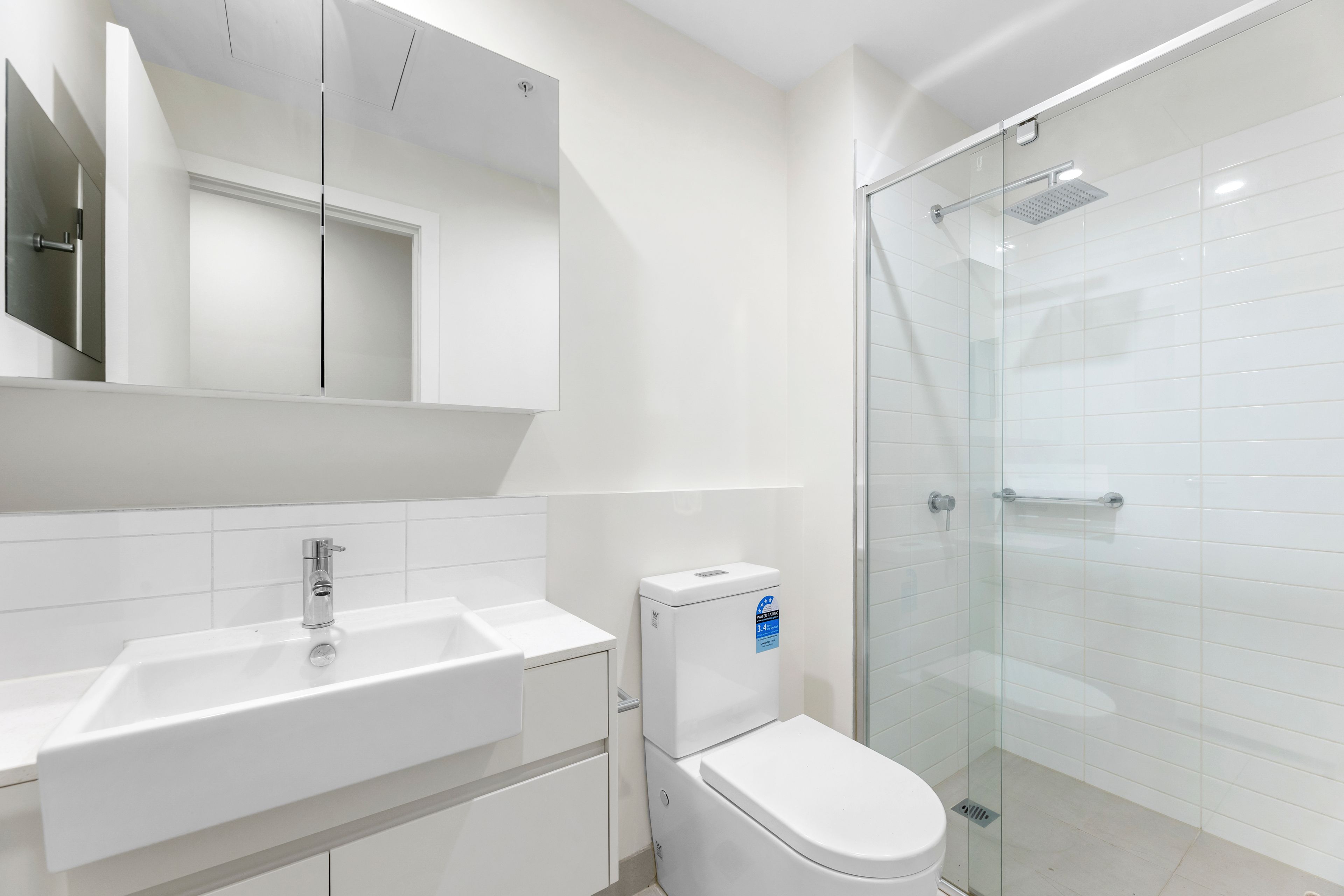 209a/6 Clinch Avenue — photo 10 of 12