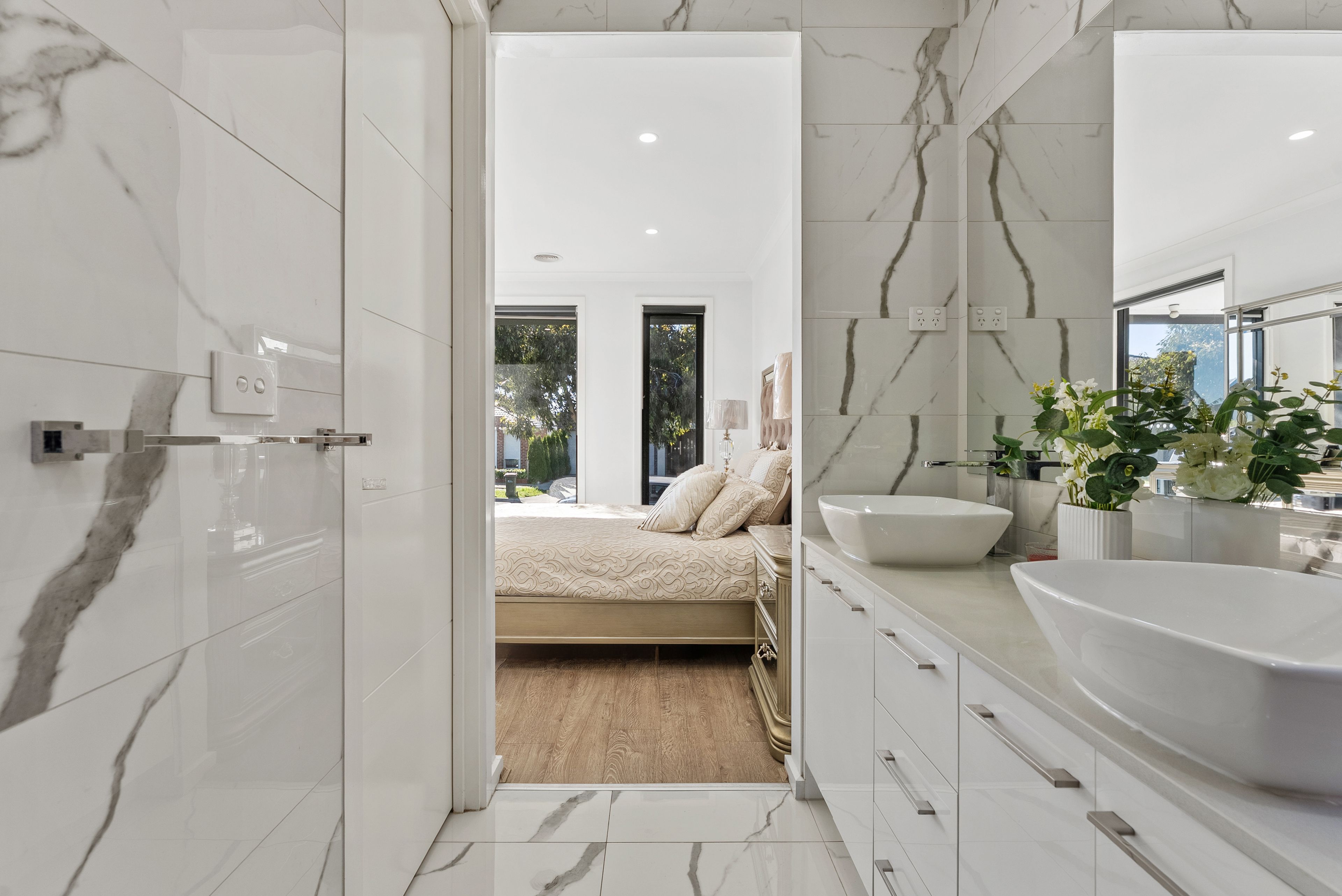 5 Bagatelle Avenue — photo 8 of 15
