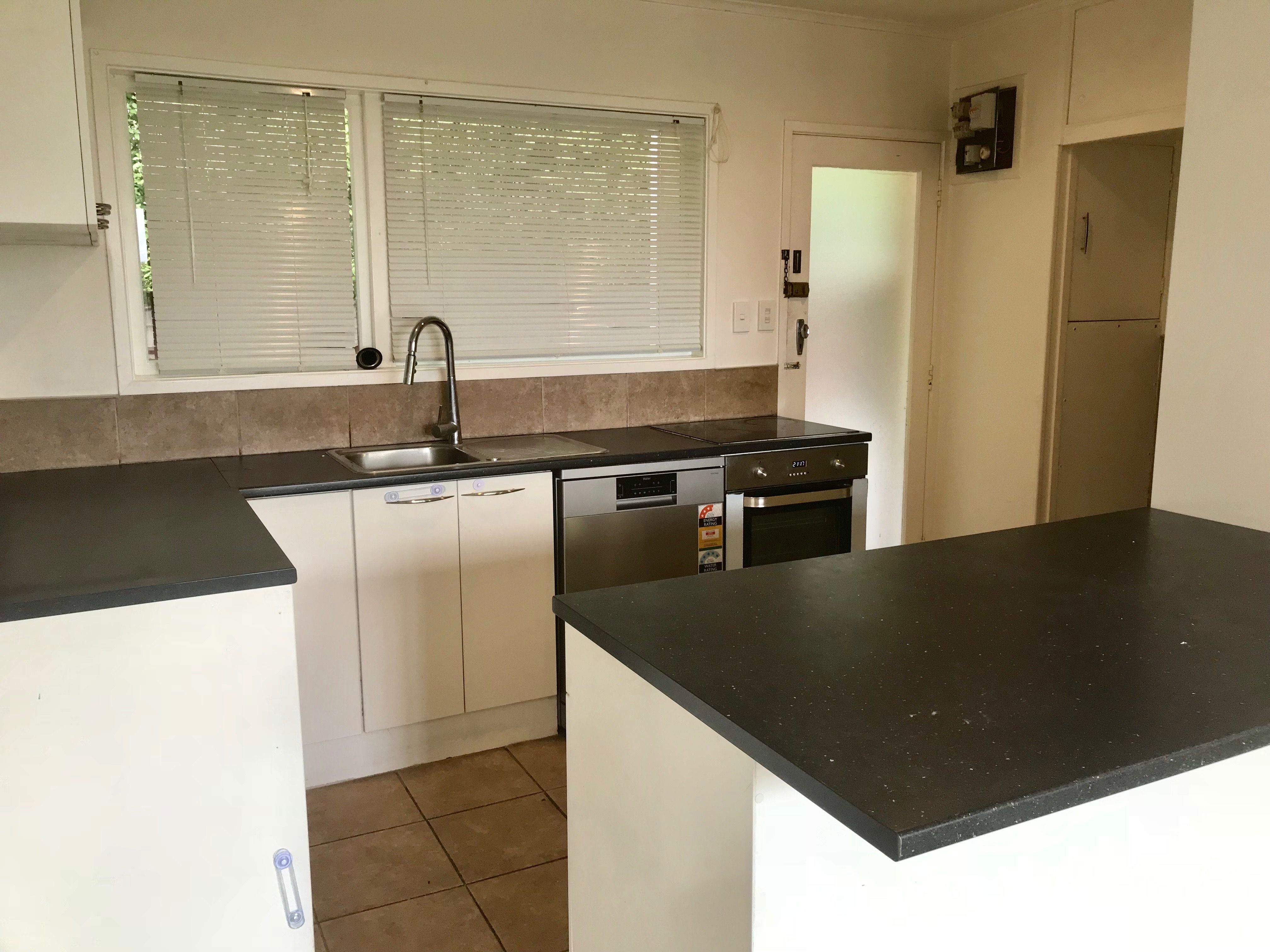 2/146 Halsey Drive, Lynfield, Auckland City