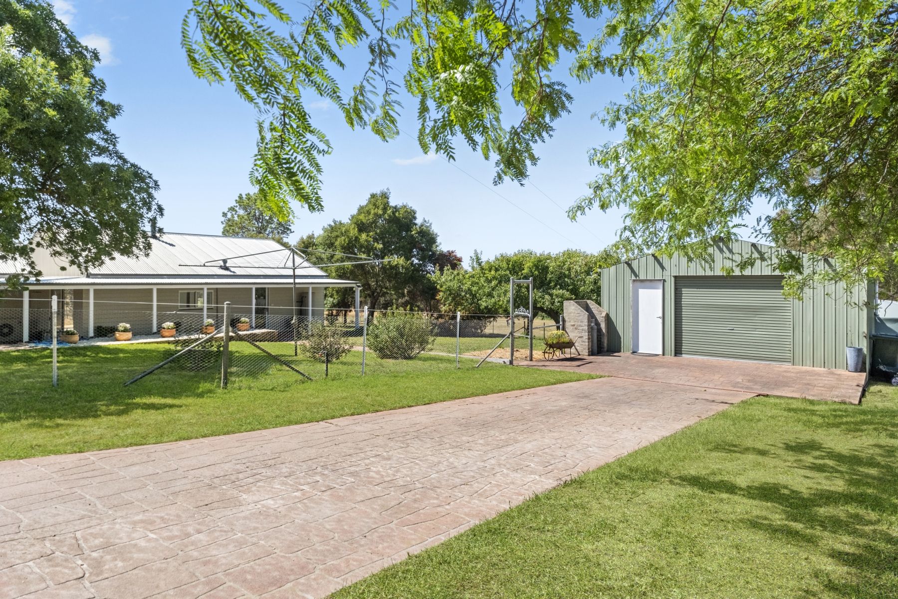 1 Simms Lane, Parkesbourne, NSW 2580