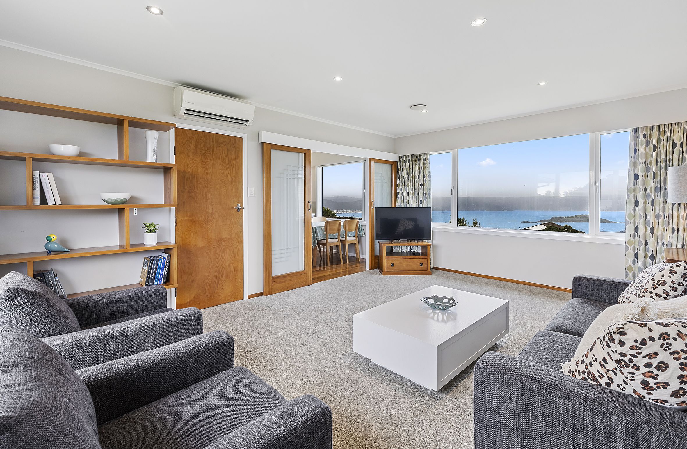 17 Cheyne Walk, Newlands, Wellington City