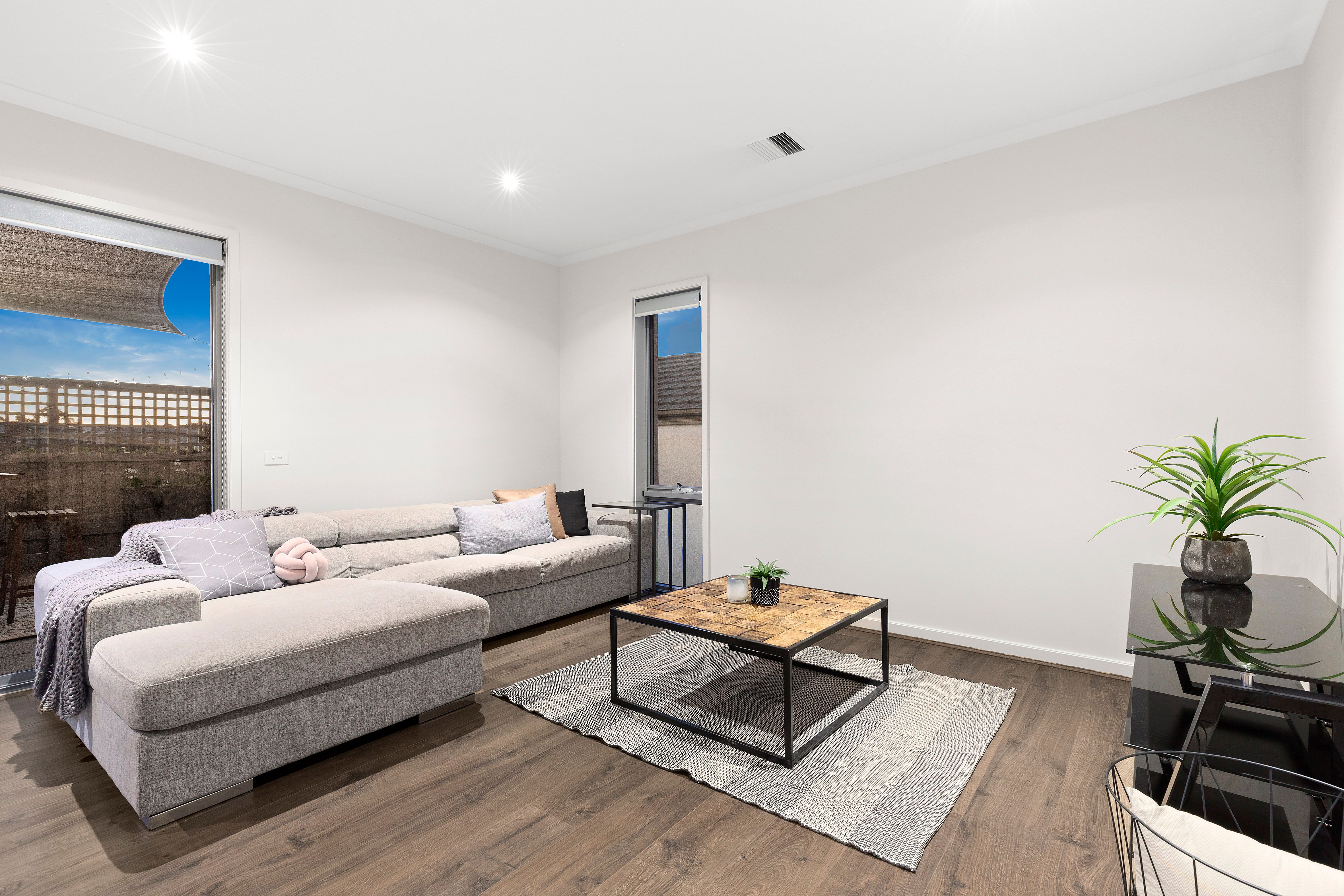 19 Reflection Drive, Wantirna South, VIC 3152