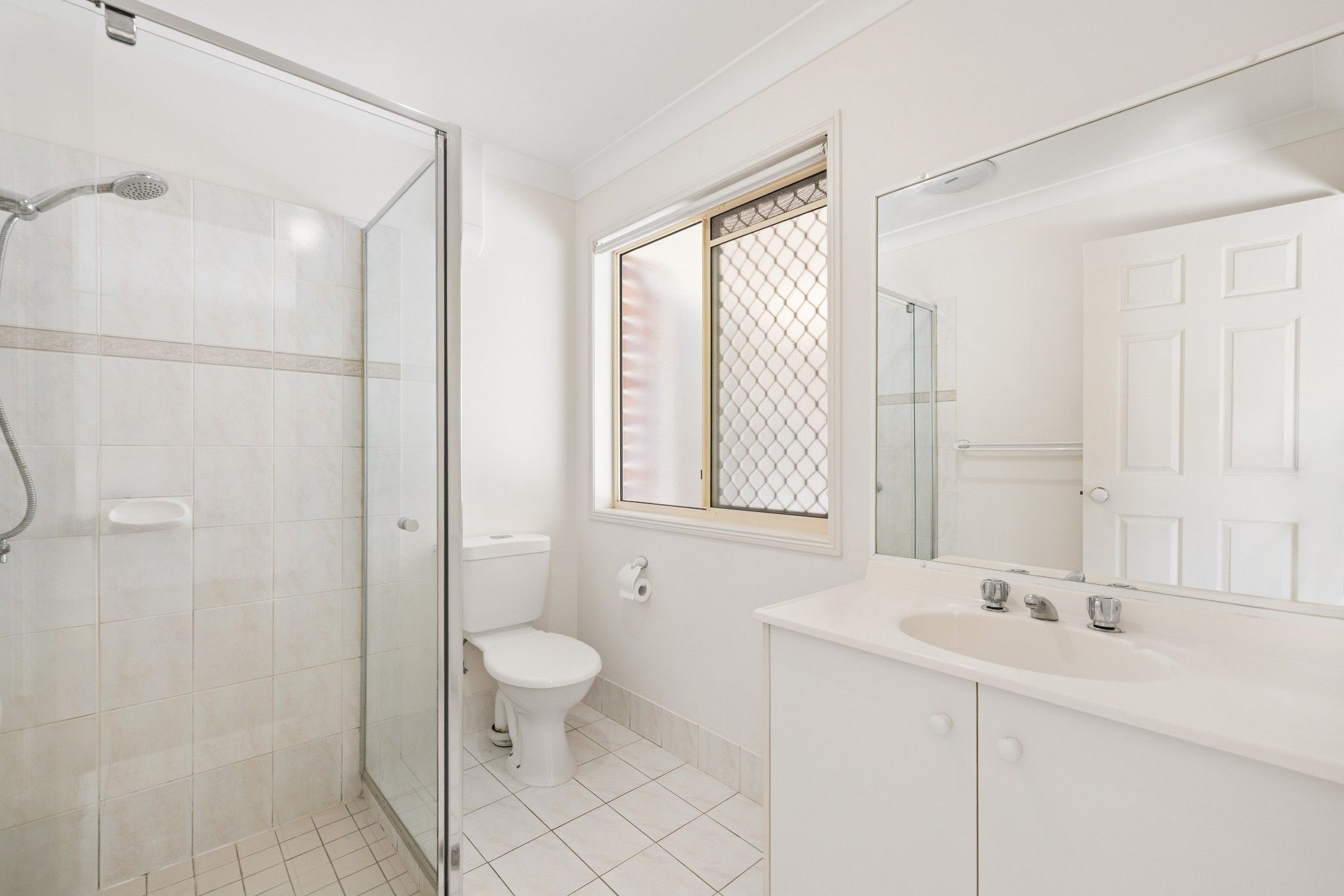 15 Rinnicrew Street — photo 18 of 19