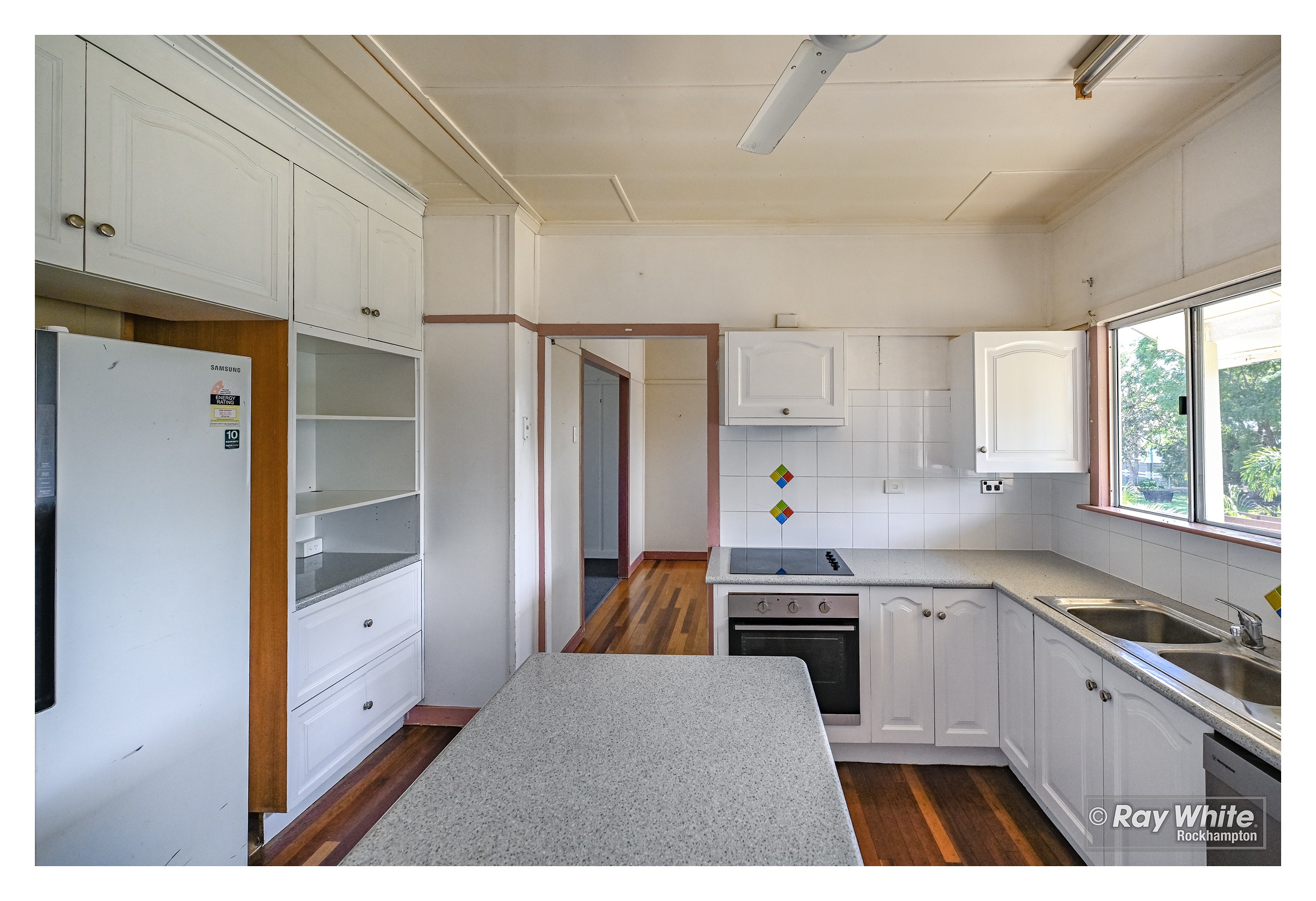 120 Lion Creek Road, Wandal, QLD 4700